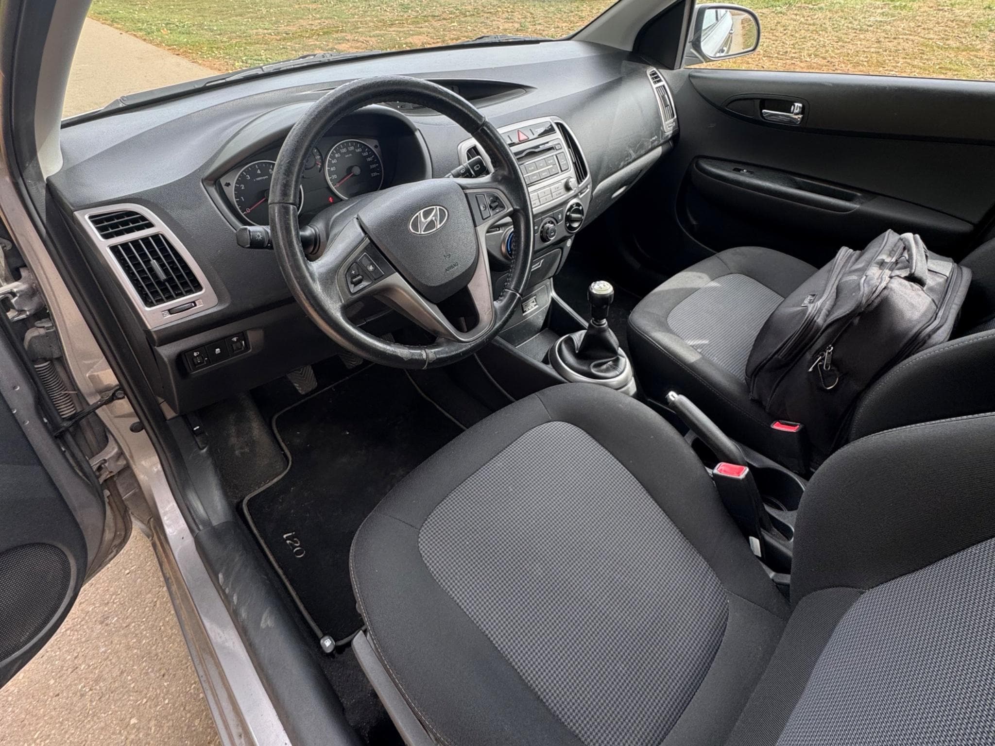Hyundai i20 (2012) - Photo 3