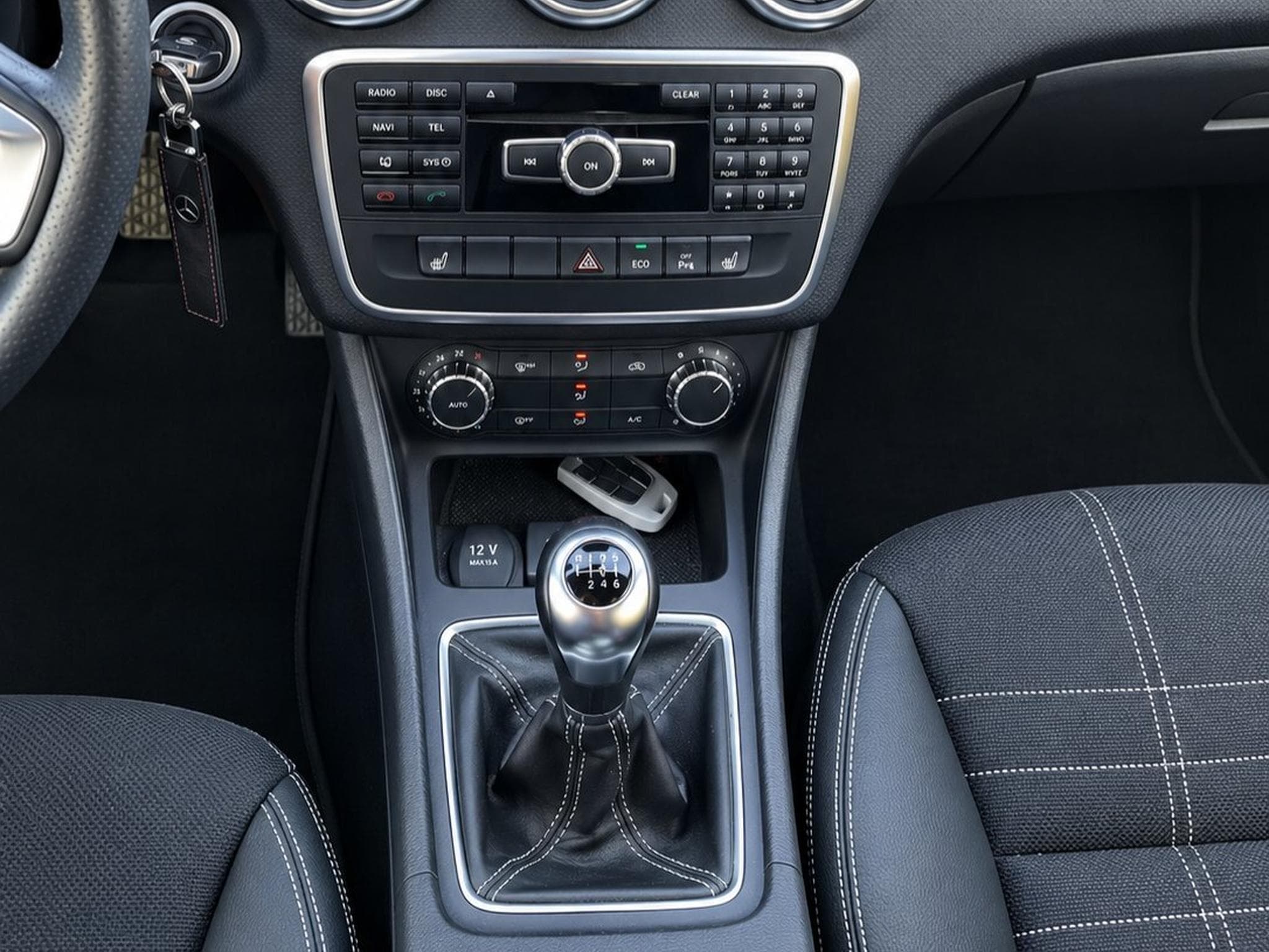 Mercedes A 180 (2013) - Photo 6