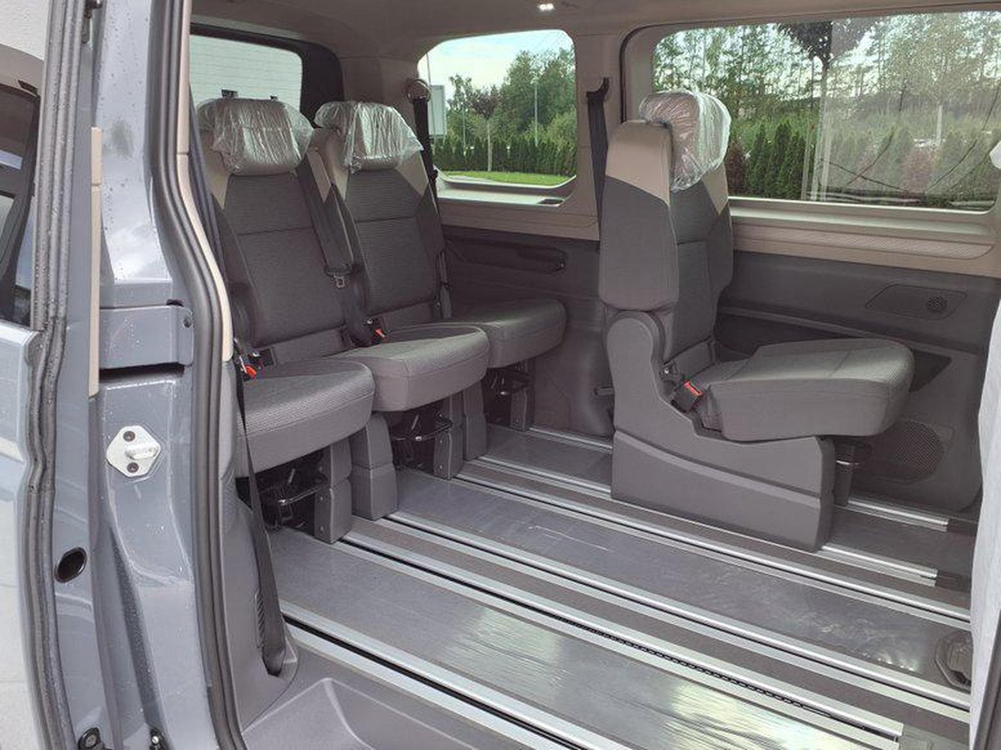 VW T7 Business KÜ 2.0 TDI 7-Gang-DSG (2026) - Photo 10