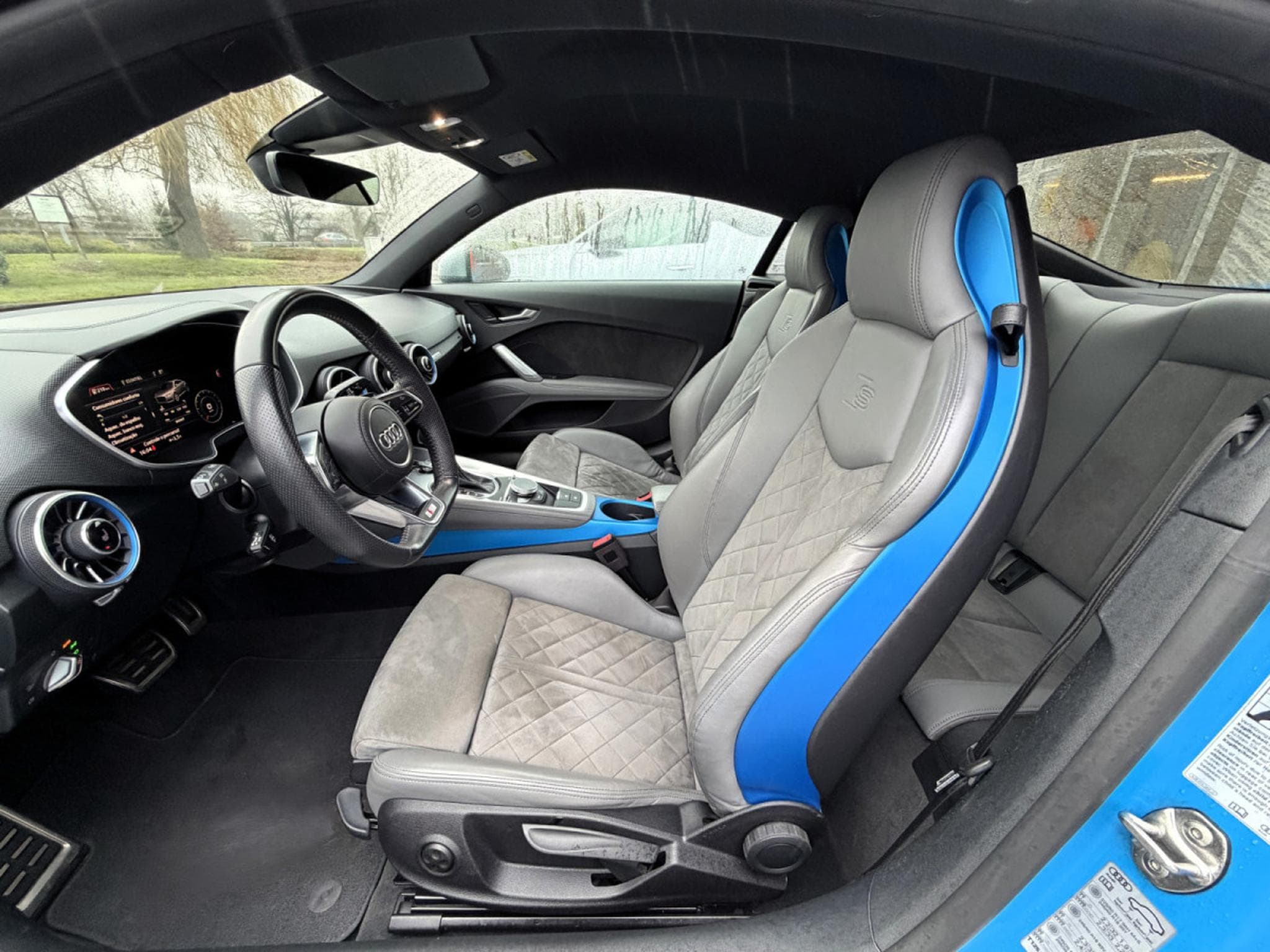Audi TTS QUATTRO (2019) - Foto 8