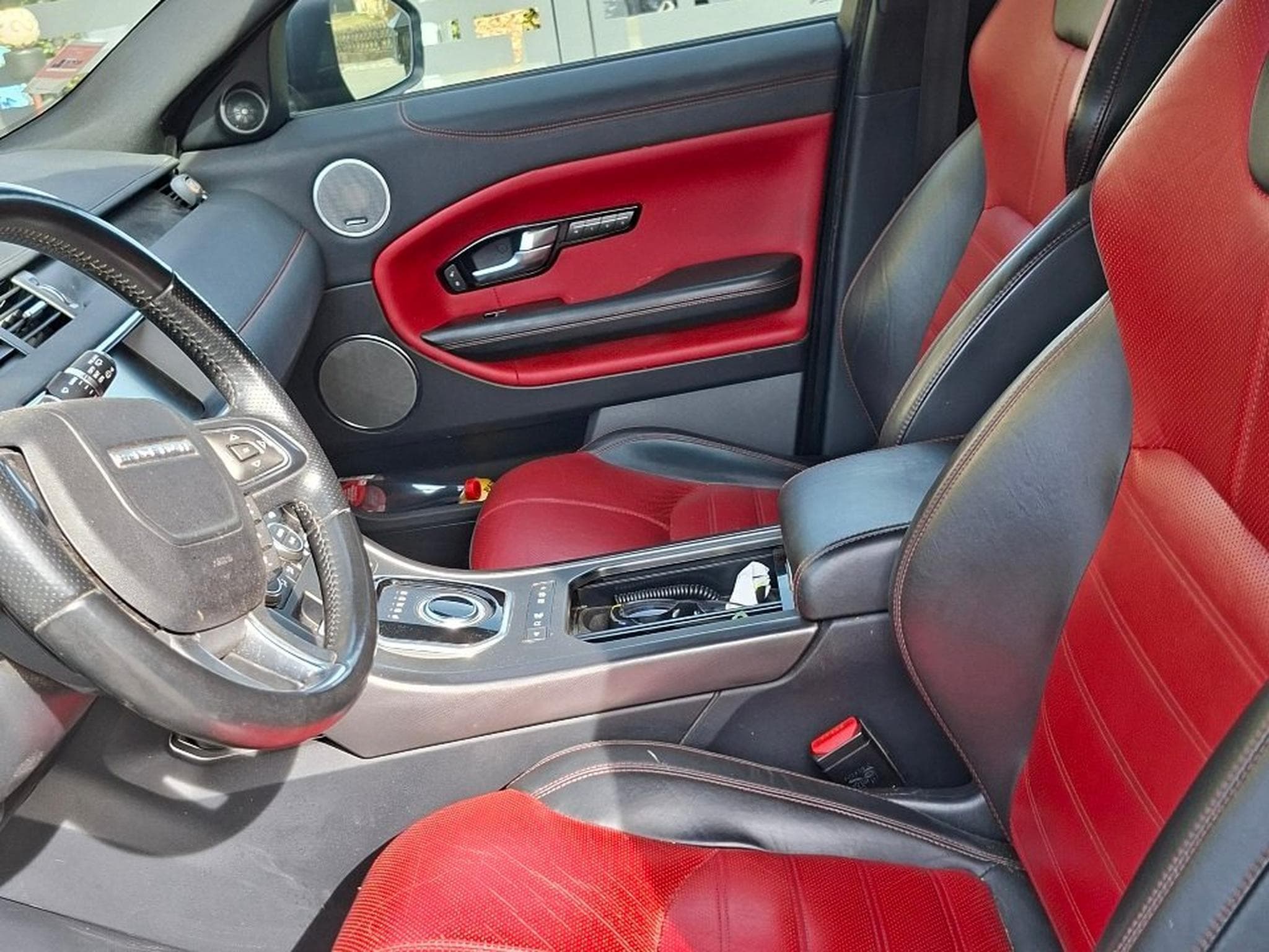 Land-Rover Range Rover Evoque HSE (2017) - Photo 5