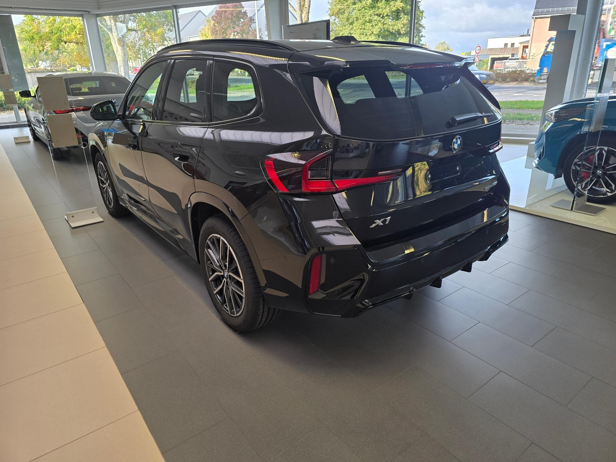 BMW X1 sDrive 18i M-Sport, Toit ouvrant (2025) - Foto 9