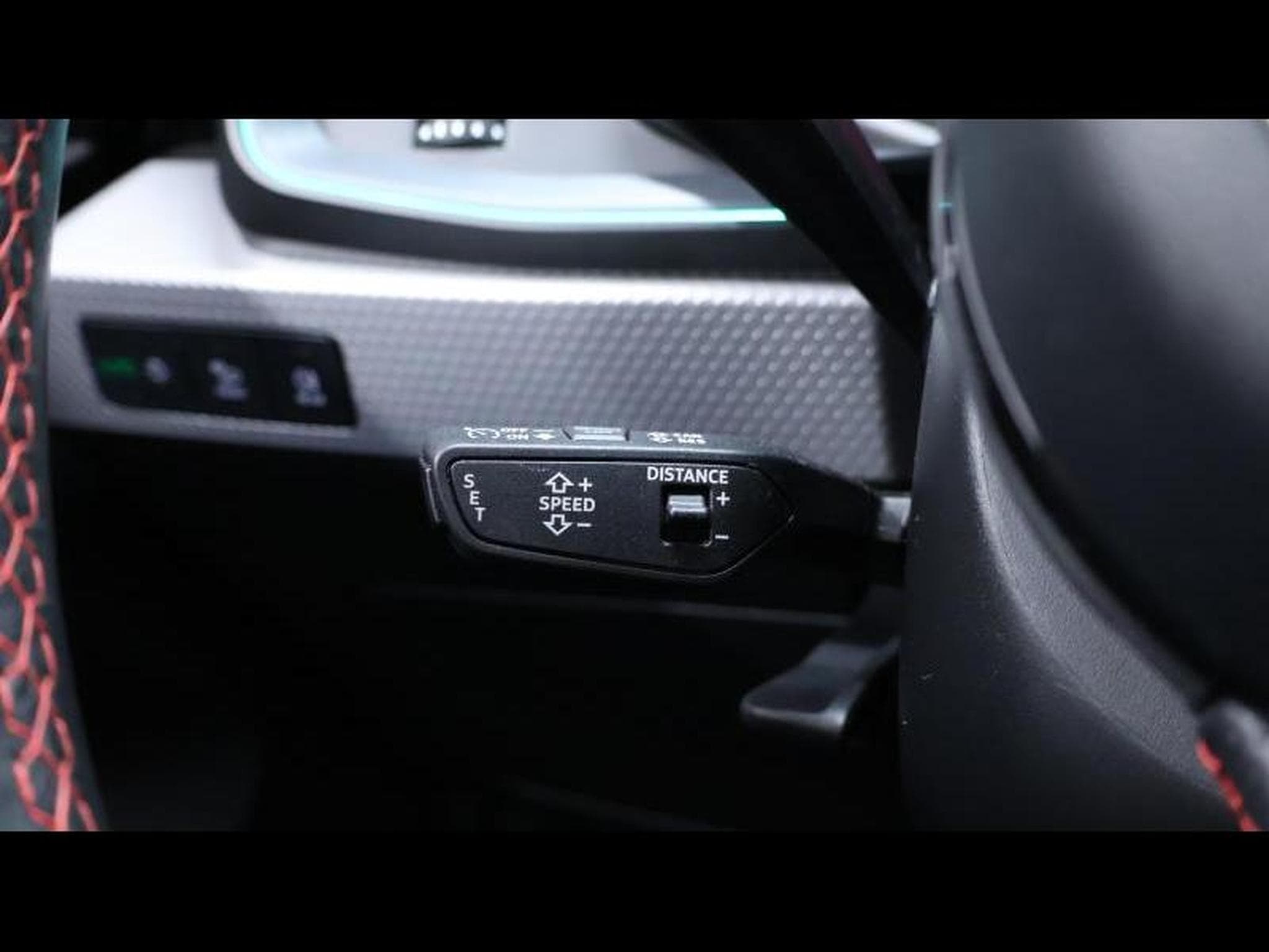 Audi A1 Sportback 30 TFSI S-Line S-tronic (2023) - Photo 37