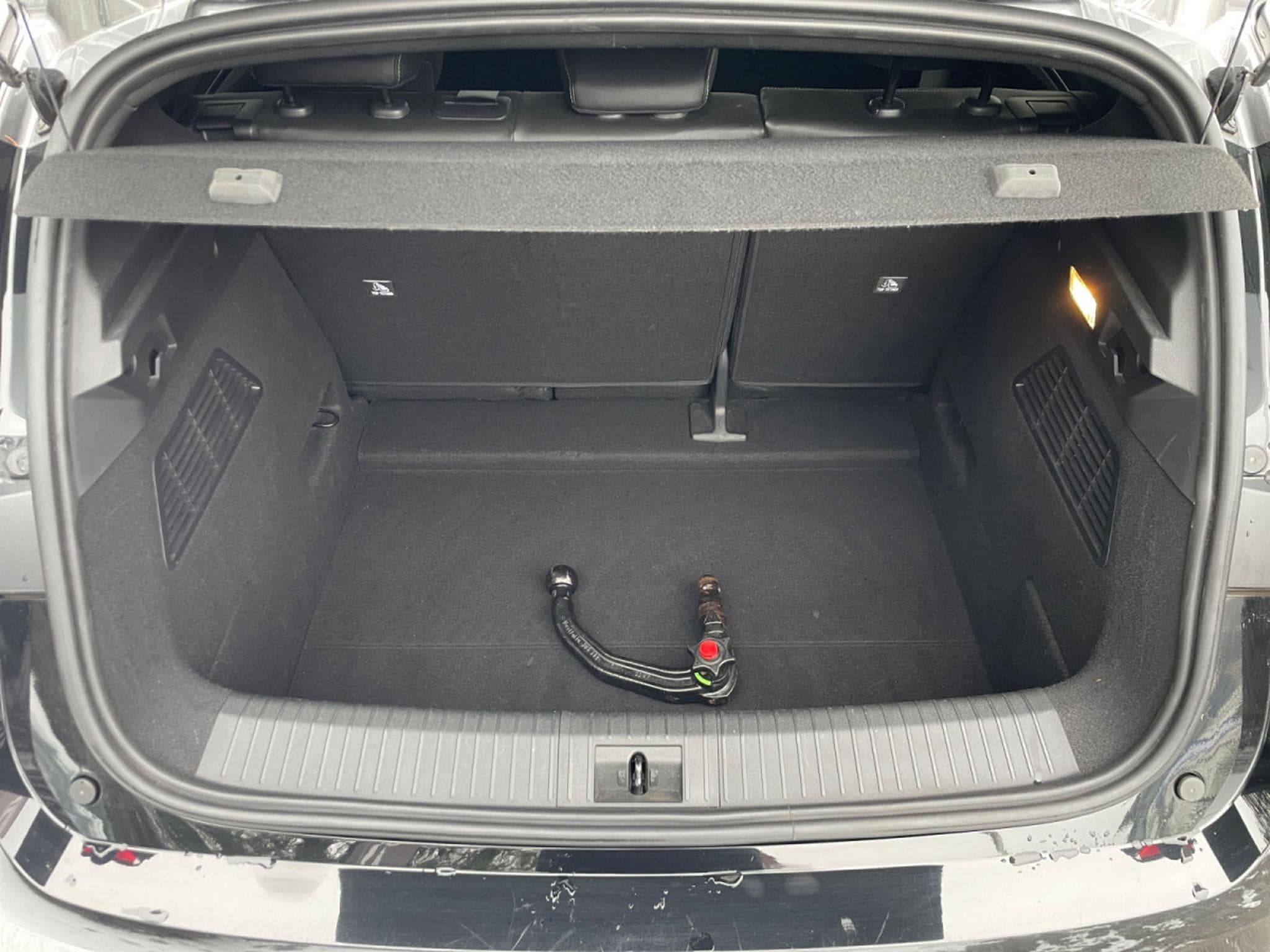 Renault Megane Iconic EV60 220hp Optimum charge (2022) - Photo 10