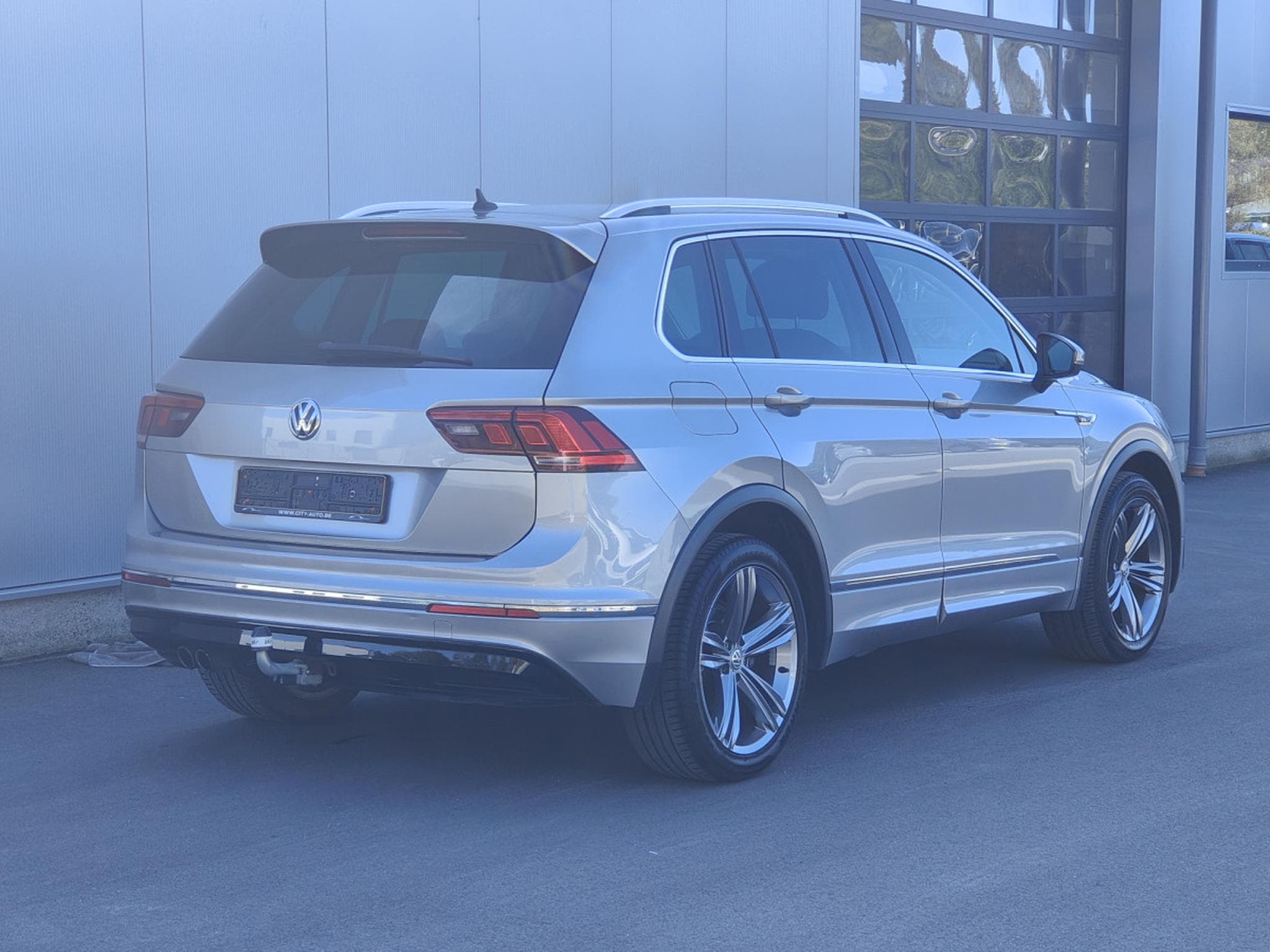 VW Tiguan 1.4 TFSI R-LINE DSG CARPLAY BLUETOOTH GPS (2017) - Foto 24
