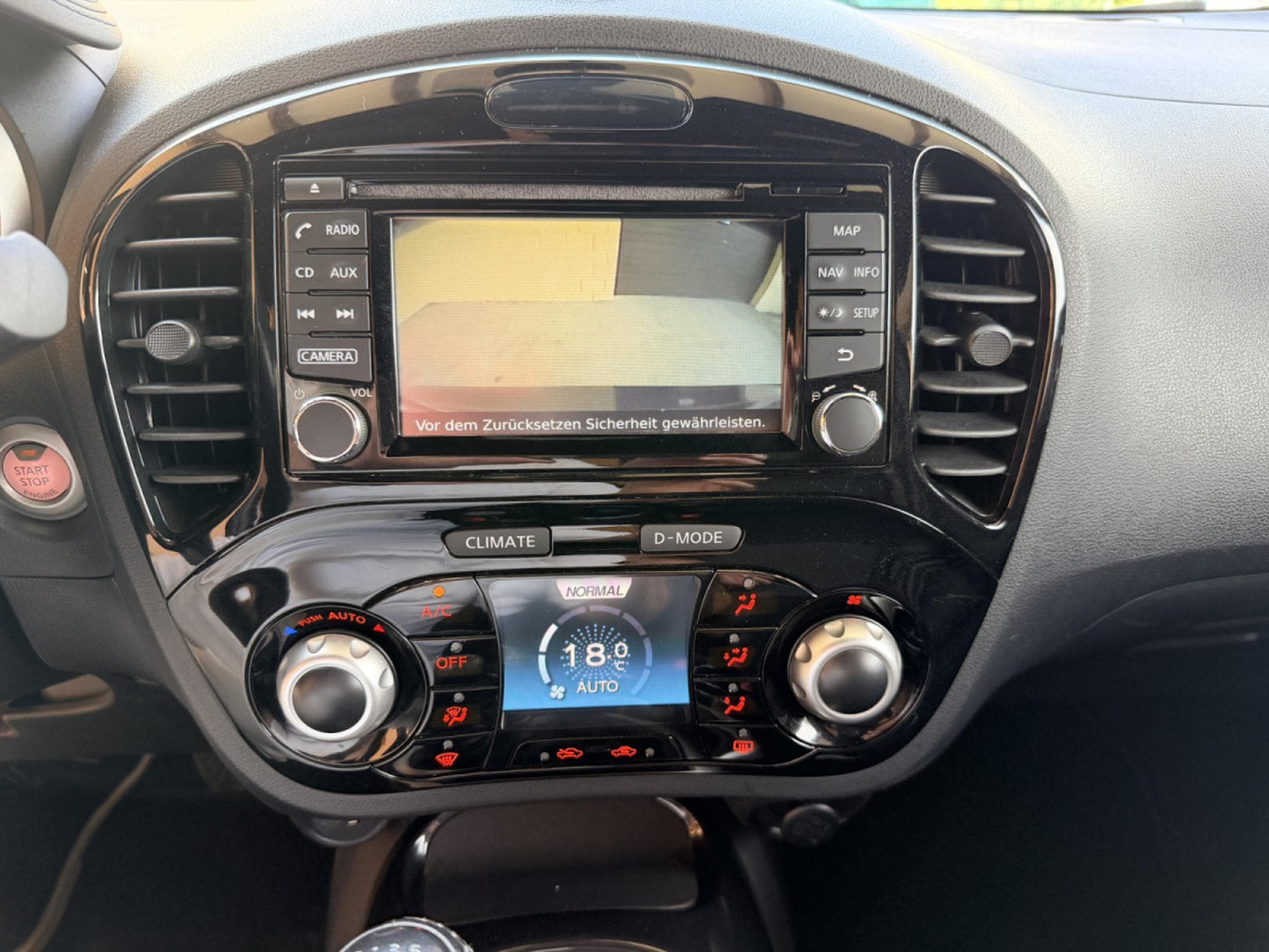 Nissan Juke 1.2 Active 116CV camera navi (2018) - Photo 13