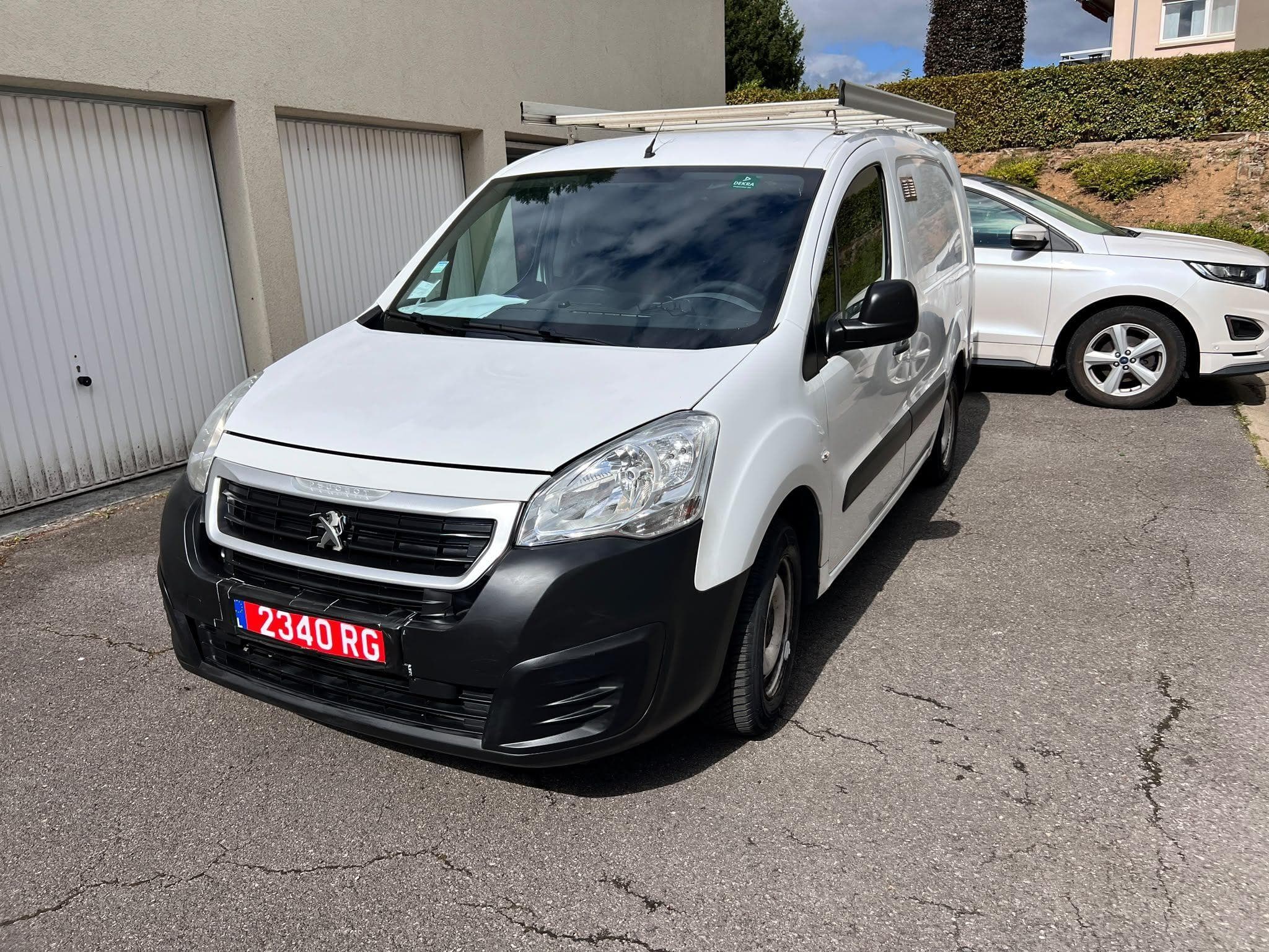 Peugeot Partner (2019) - Photo 8