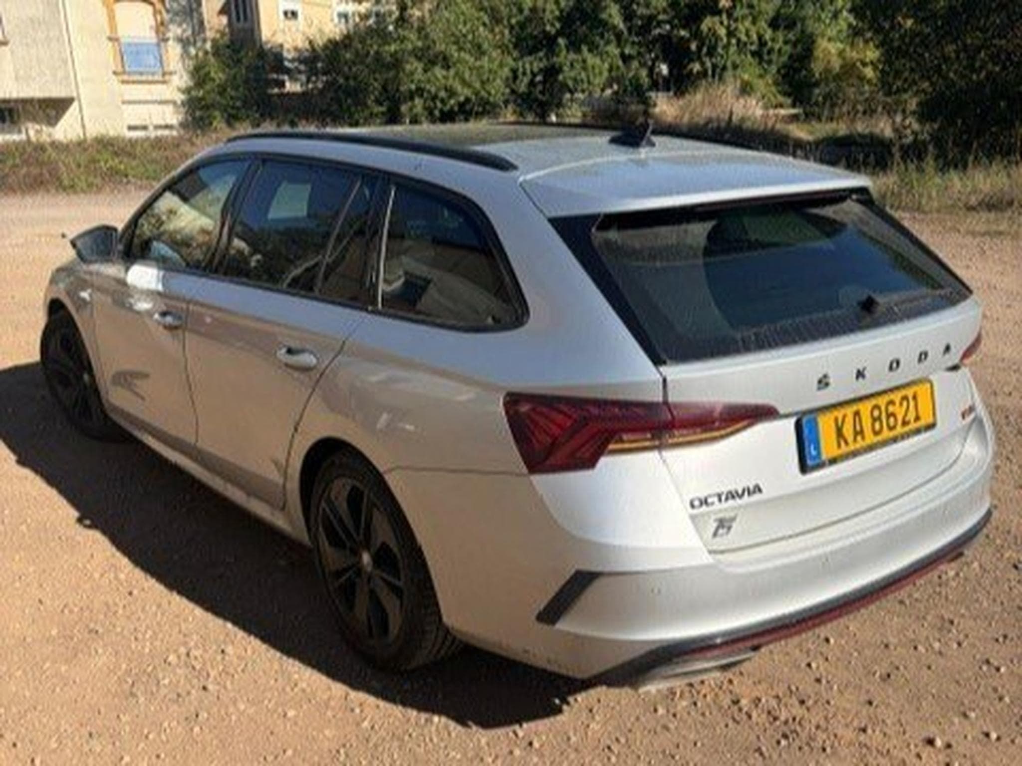 Skoda Octavia RS 2.0 TSI DSG (2024) - Photo 2
