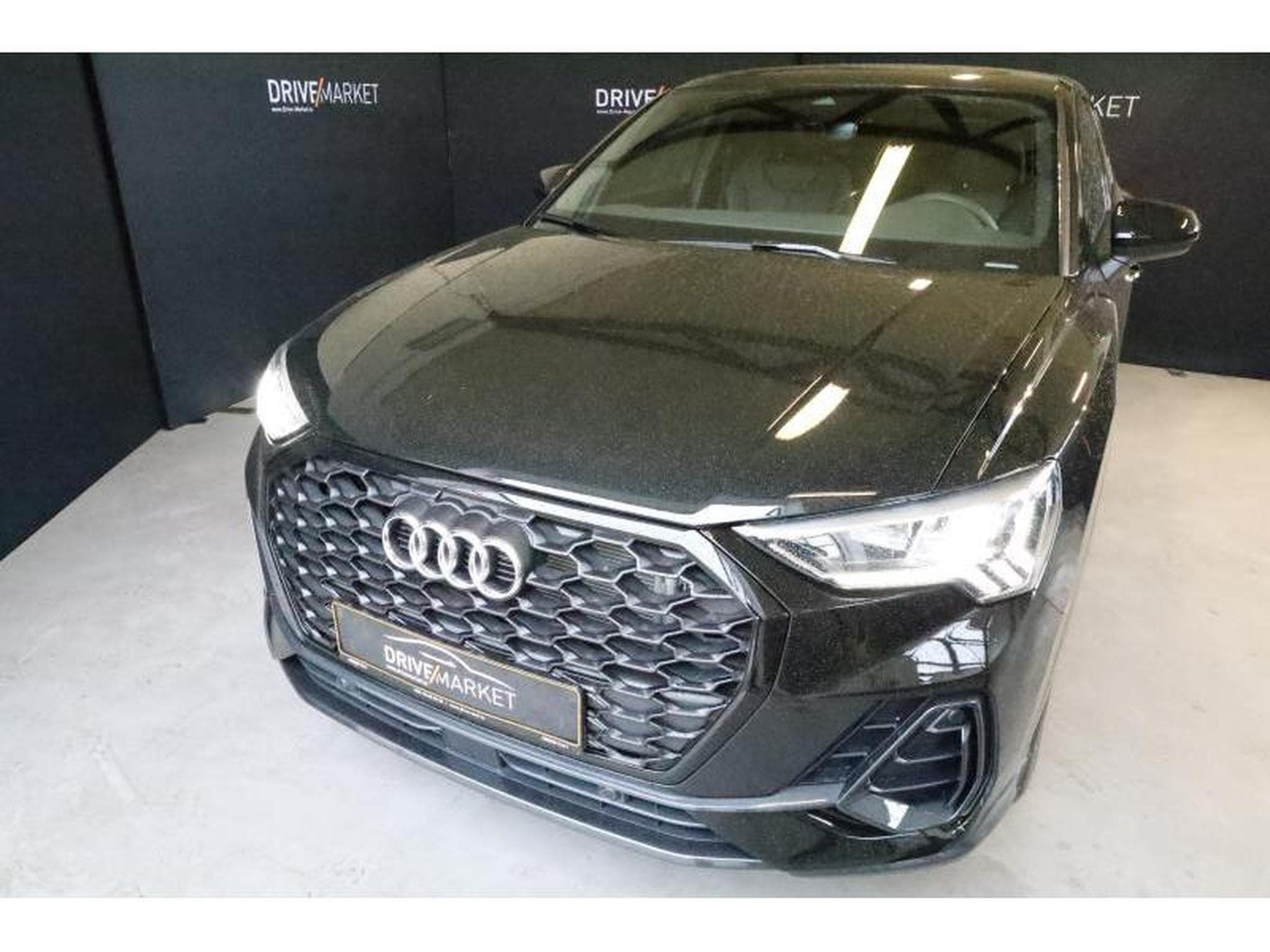 Audi Q3 Sportback (2025) - Foto 21
