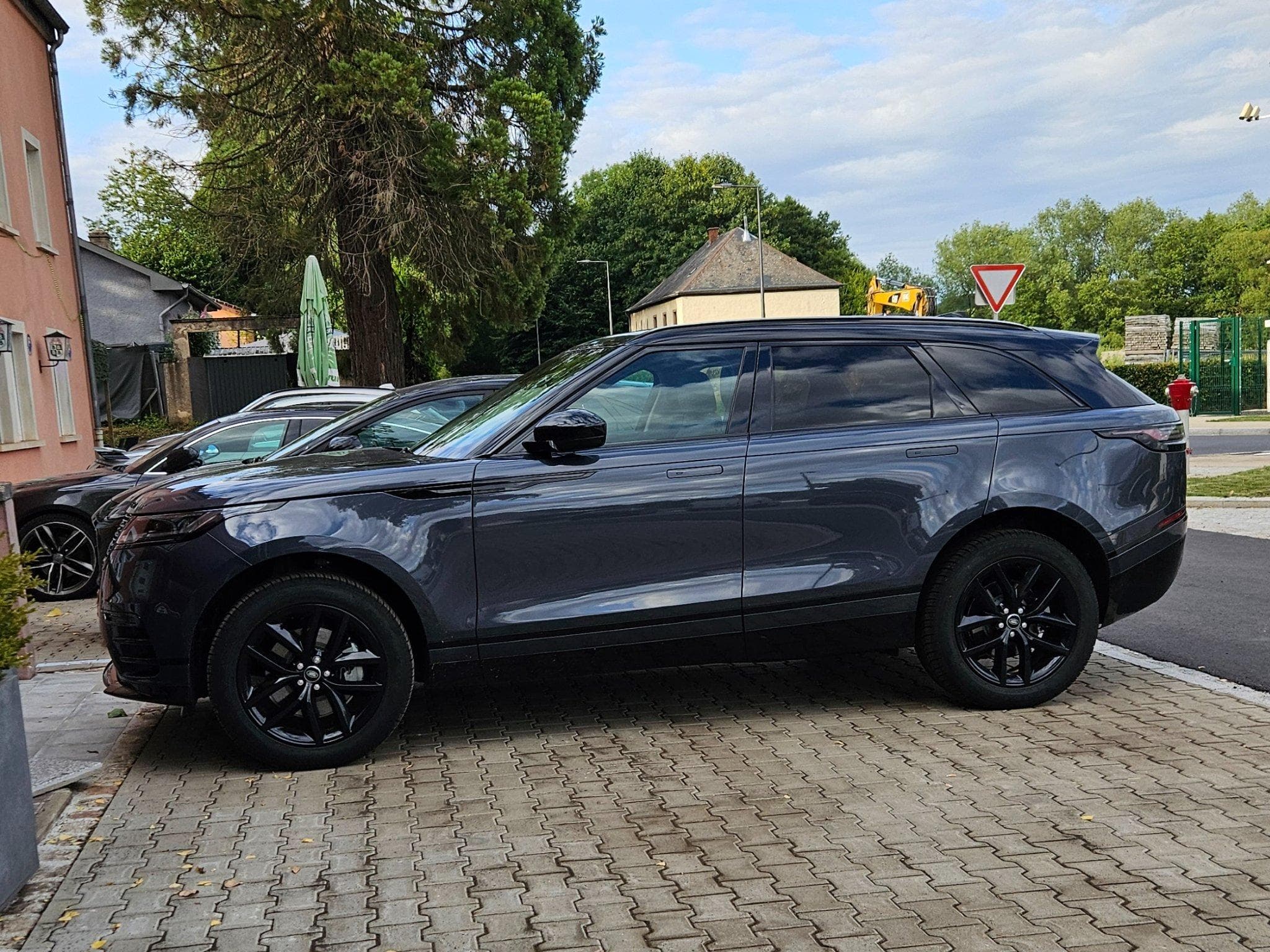 Land-Rover Range Rover Velar D200 Dynamic SE AWD (2025) - Foto 15