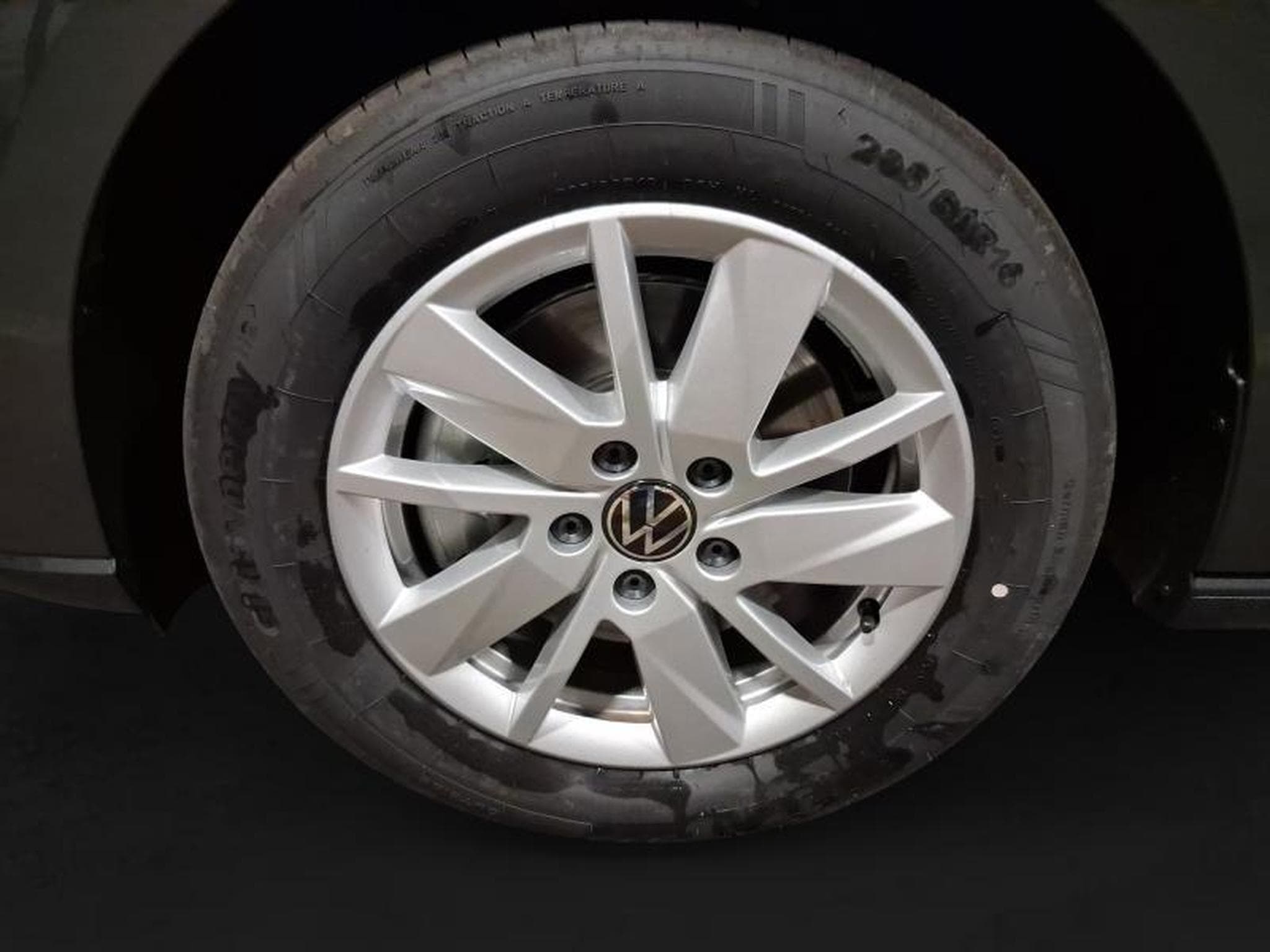 VW Caddy Maxi (2026) - Photo 23