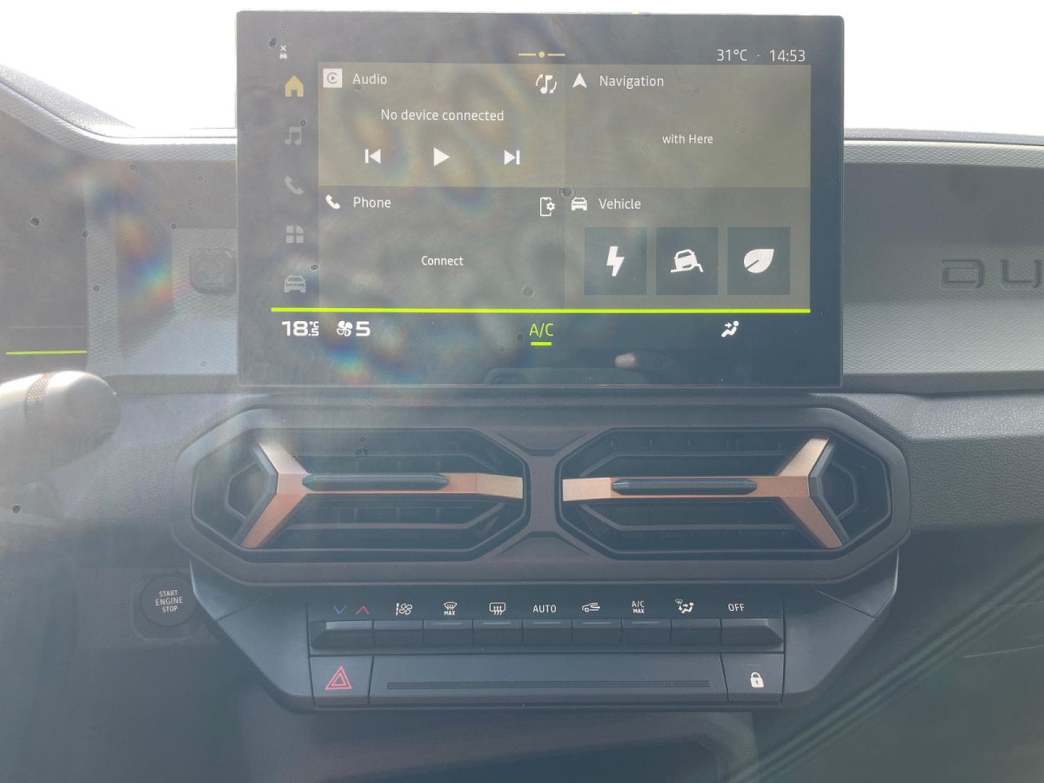 Dacia Duster 1.6 Hybrid Extreme (2025) - Photo 11