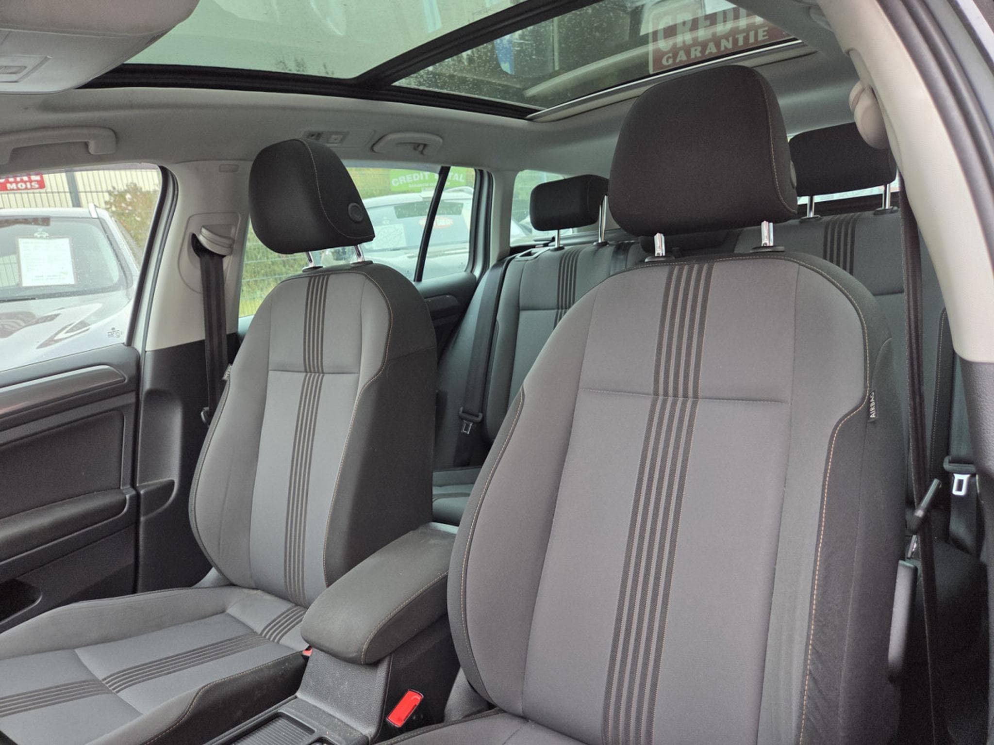 VW Golf Variant TDI ALLSTAR (2017) - Photo 4