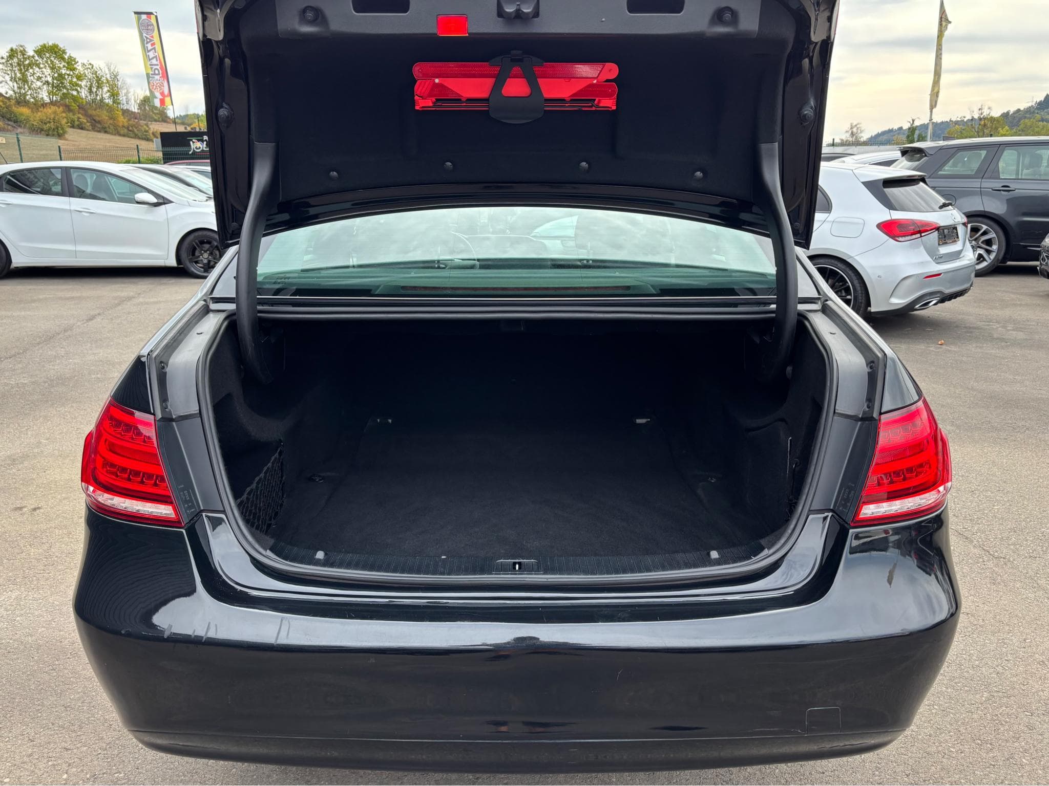 Mercedes E 200 E 200 CDI LIMO FACELIFT 7G-TRONIC (2013) - Photo 13