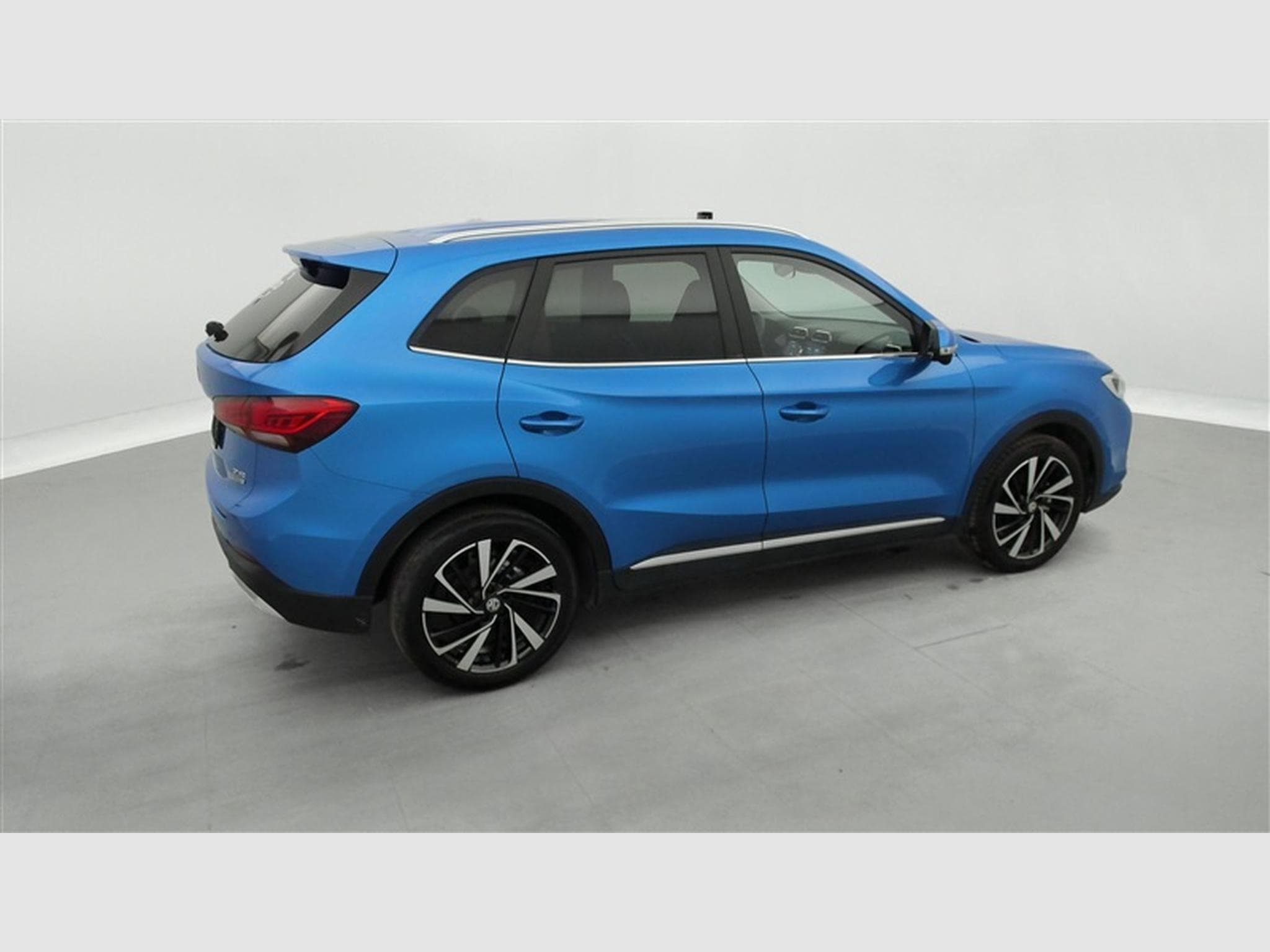 MG ZS 1.5 Hybrid+ Luxury NAVI / FULL LED / CUIR / CAMERA / JA 17" (2025) - Photo 25