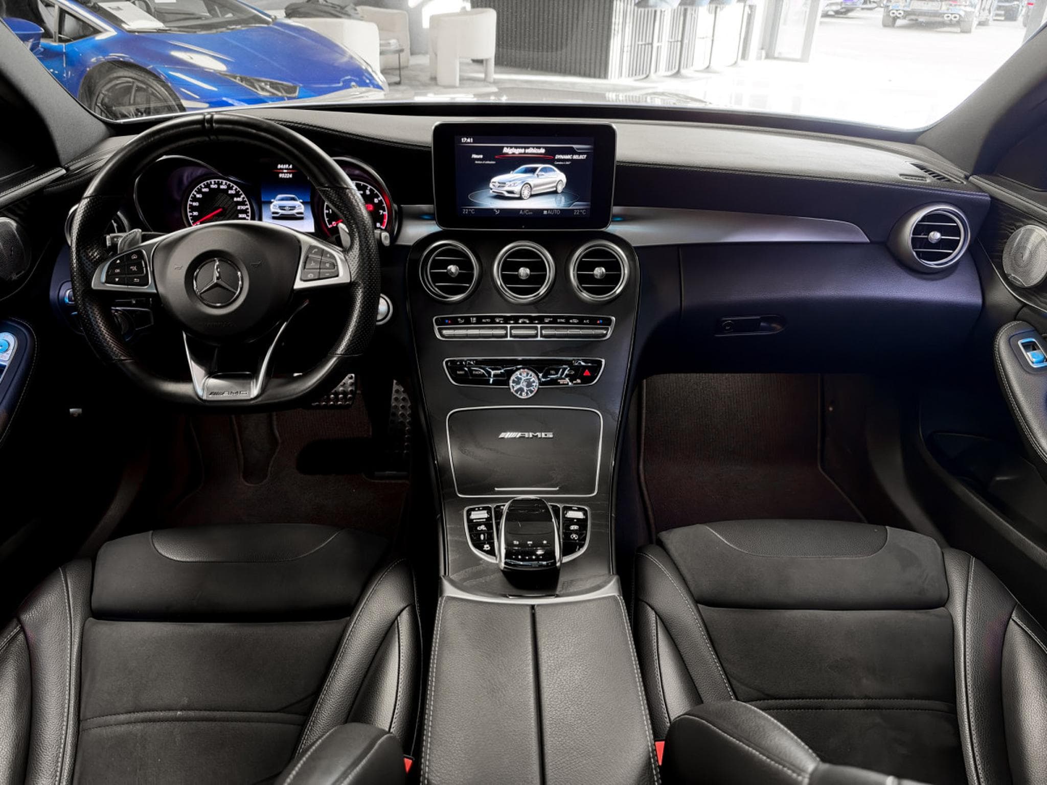 Mercedes C 63 AMG V8 / FULL SERVICE / BURMESTER / 360 / PANO (2017) - Photo 16