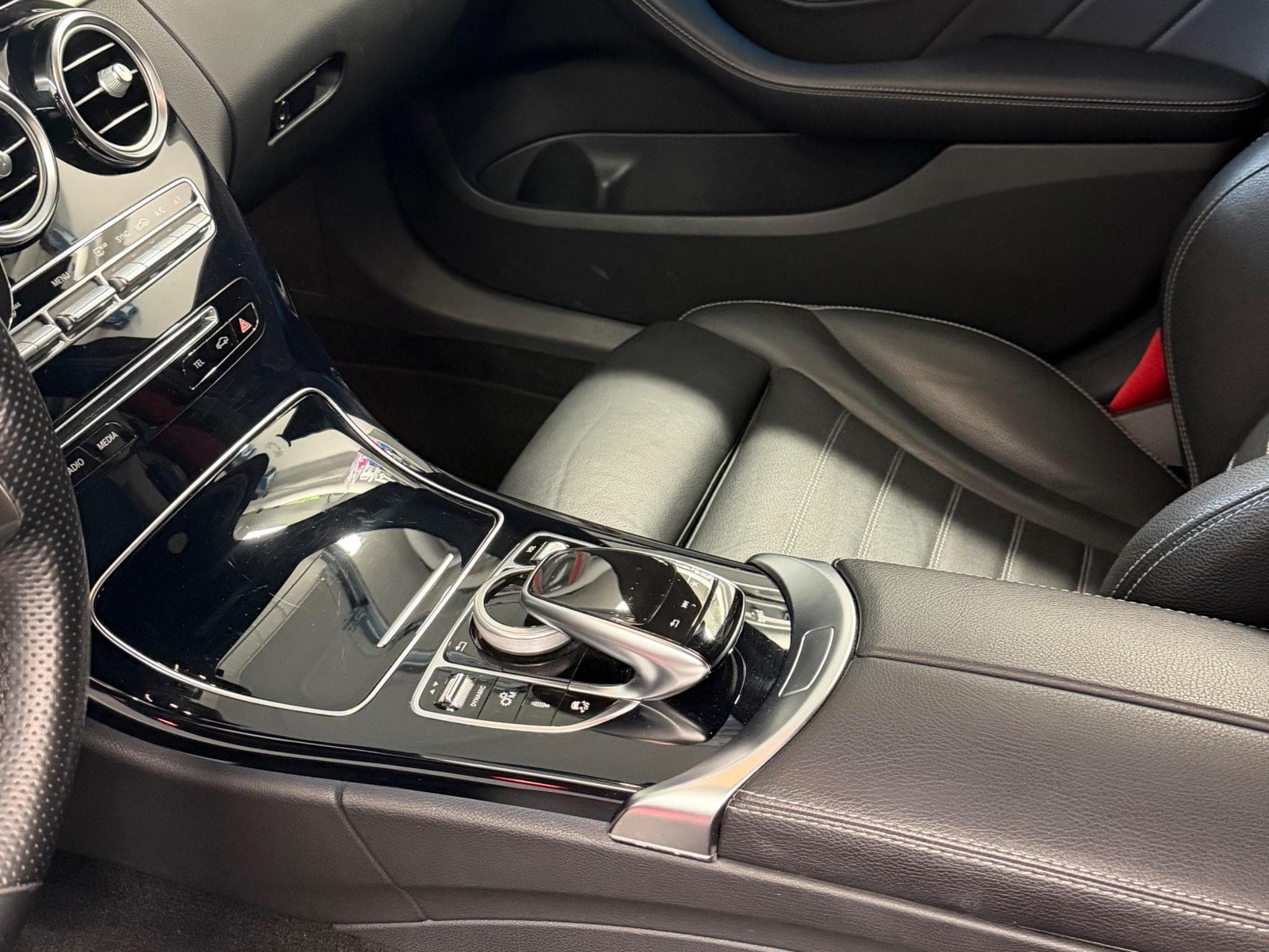 Mercedes C 43 AMG Amg (2017) - Photo 3