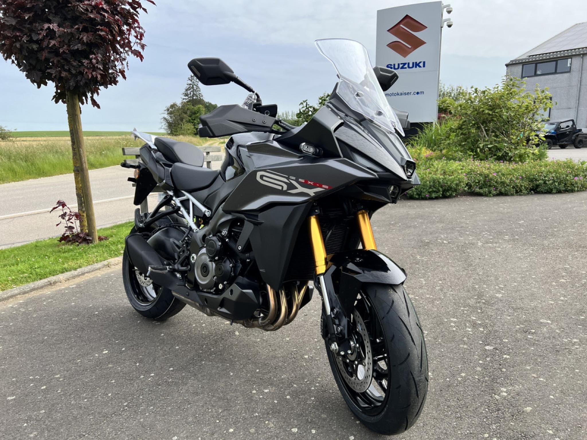 Suzuki GSX-S 1000 GX (2026) - Foto 7