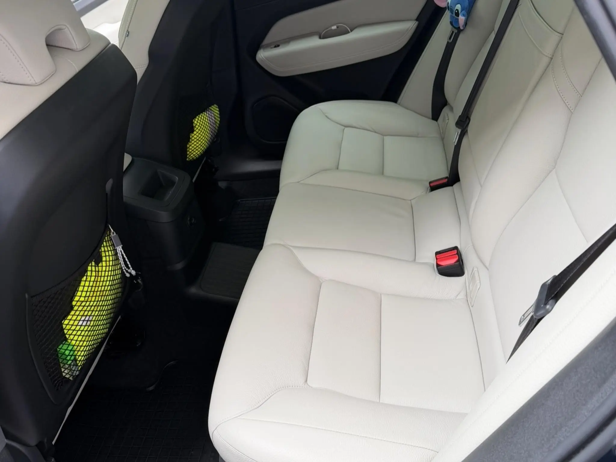 Volvo XC60 T8 Inscription Twin Engine 407ch (2018) - Photo 3