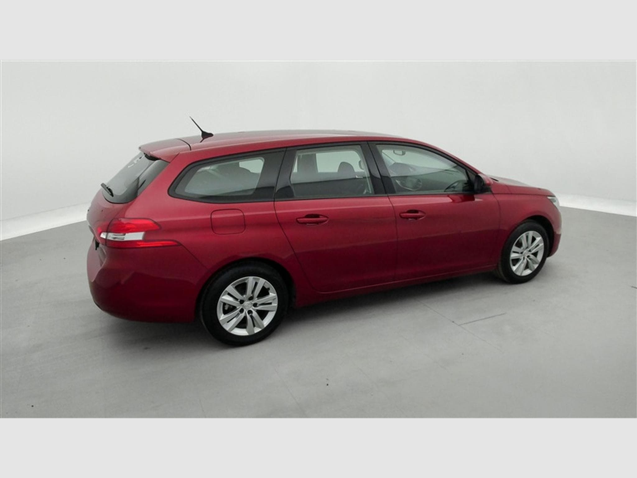 Peugeot 308 SW 1.2 PureTech Business CARPLAY / PDC (2020) - Photo 25