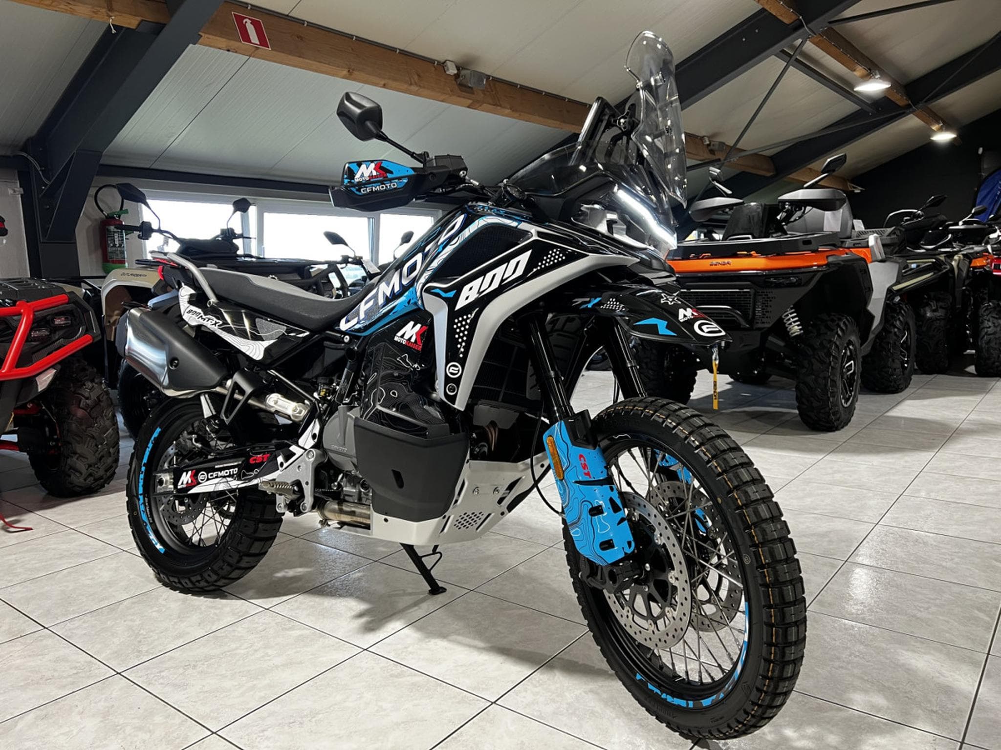 CF Moto MT X Réplica (2026) - Foto 7