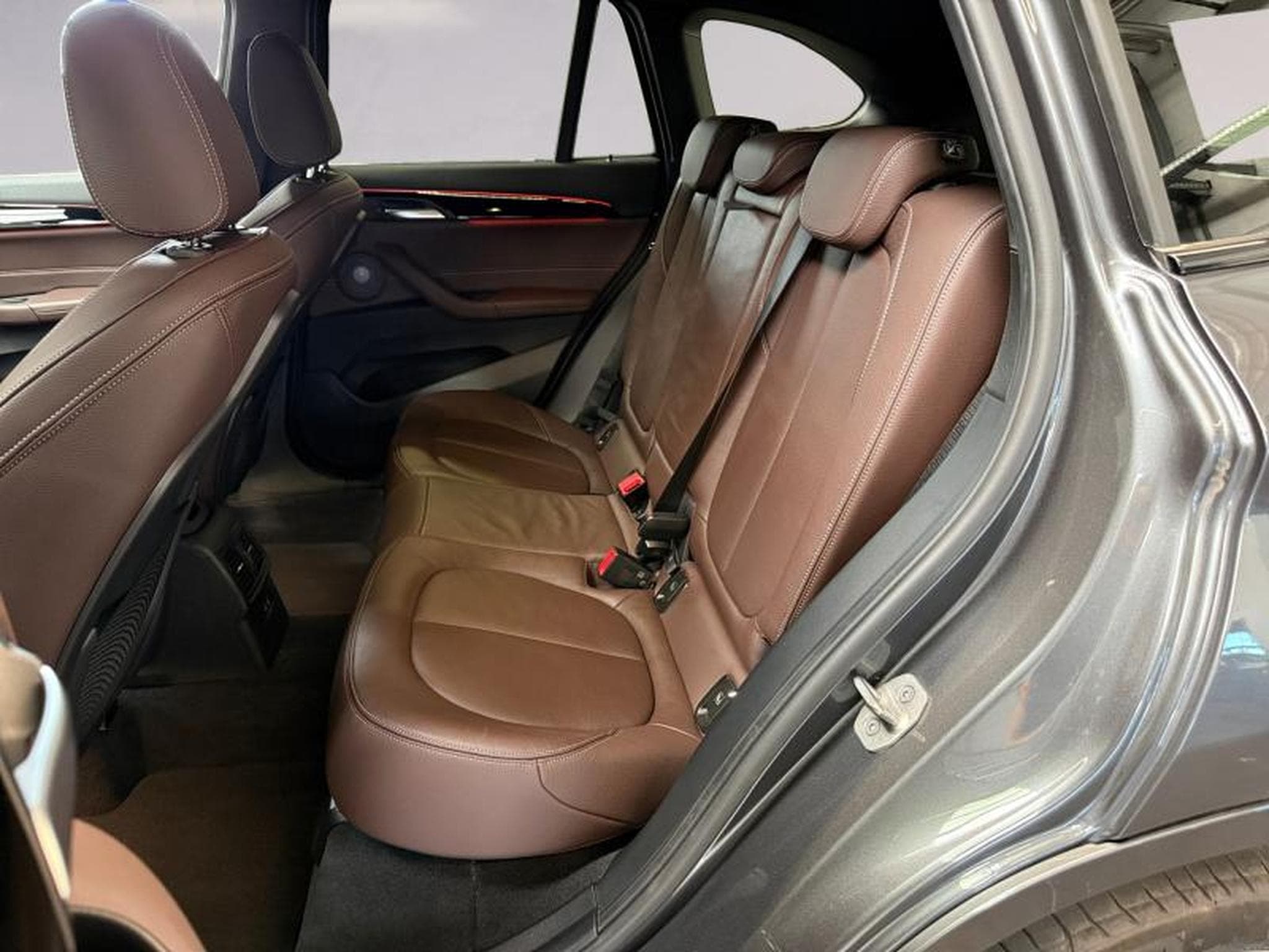 BMW X1 X1 sDrive18i Kit M Sport (2021) - Foto 15