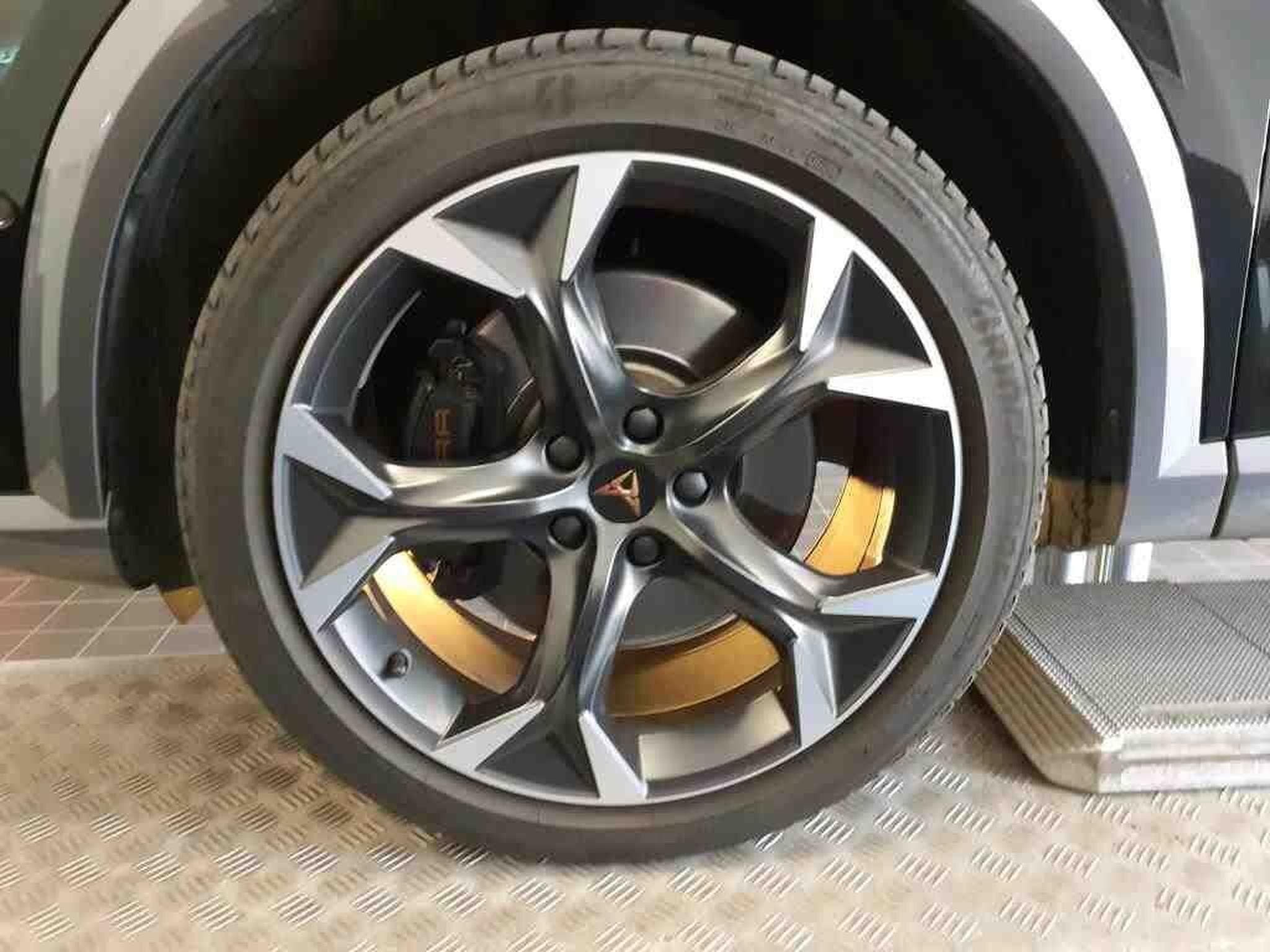 Cupra Formentor VZ 2.0 TSI 310cv DSG/ CUIR / TOIT OUVRANT (2024) - Photo 5