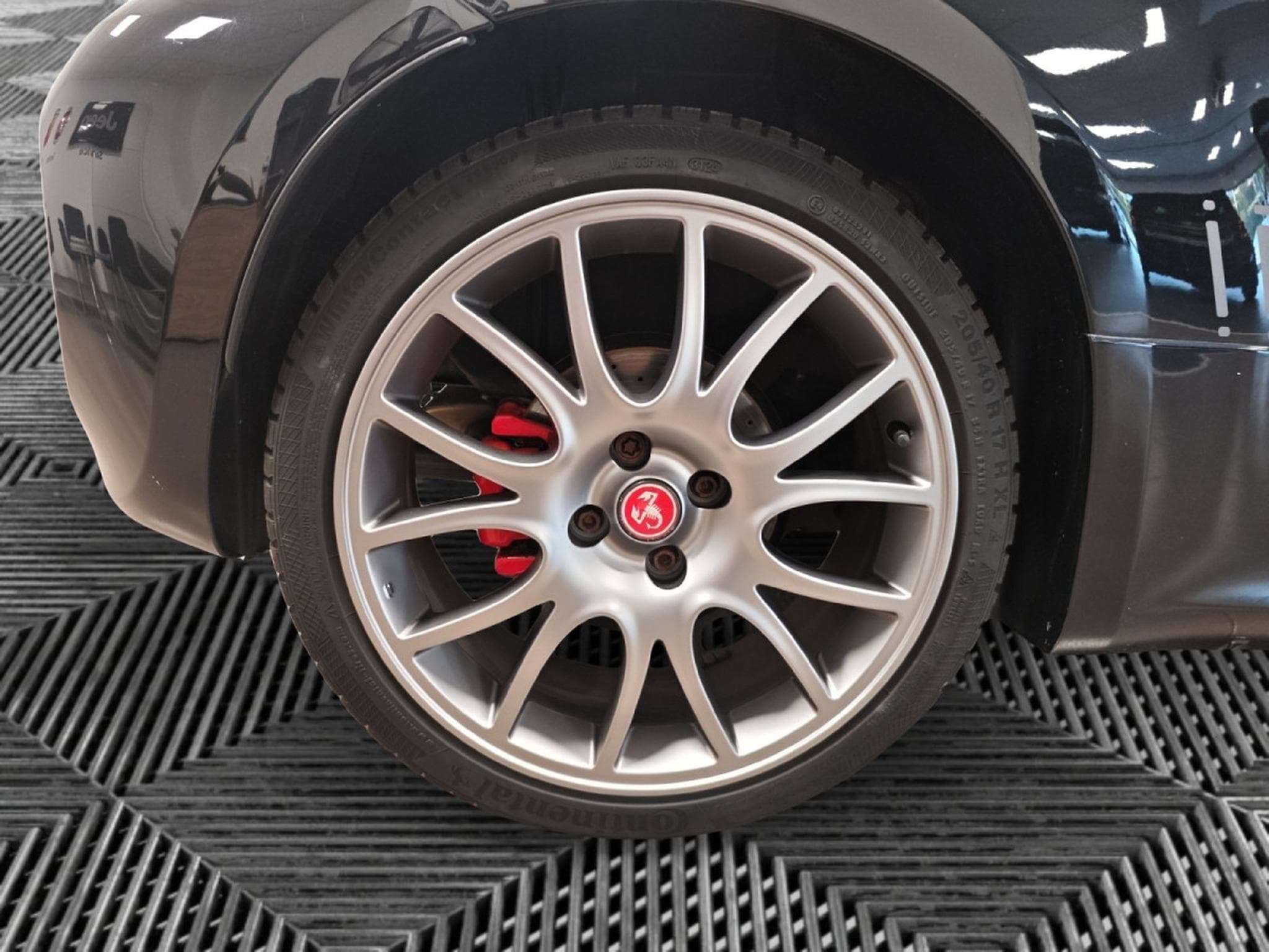 Abarth 595 Competizione 1.4 (2020) - Photo 25