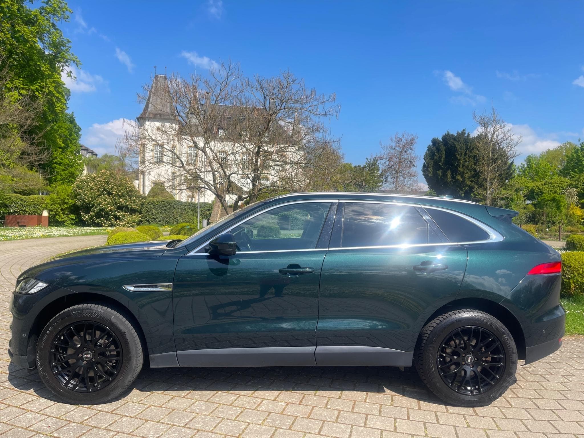 Jaguar F-Pace (2016) - Photo 4