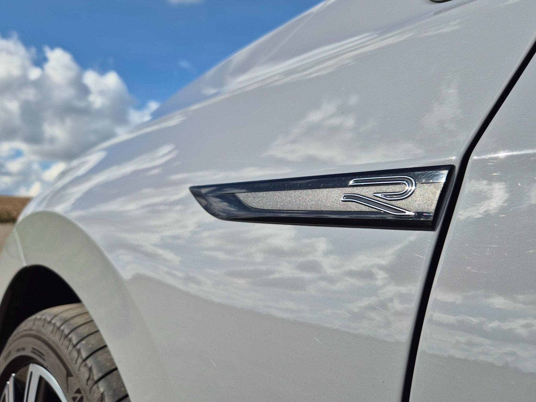 VW Golf VIII R-Line (2024) - Photo 15
