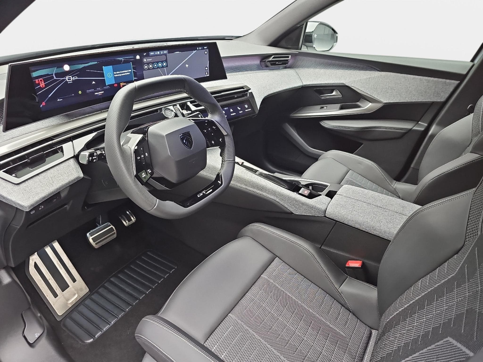 Peugeot 3008 1.2 Hybrid 145 E-DSC6 GT (2025) - Photo 18