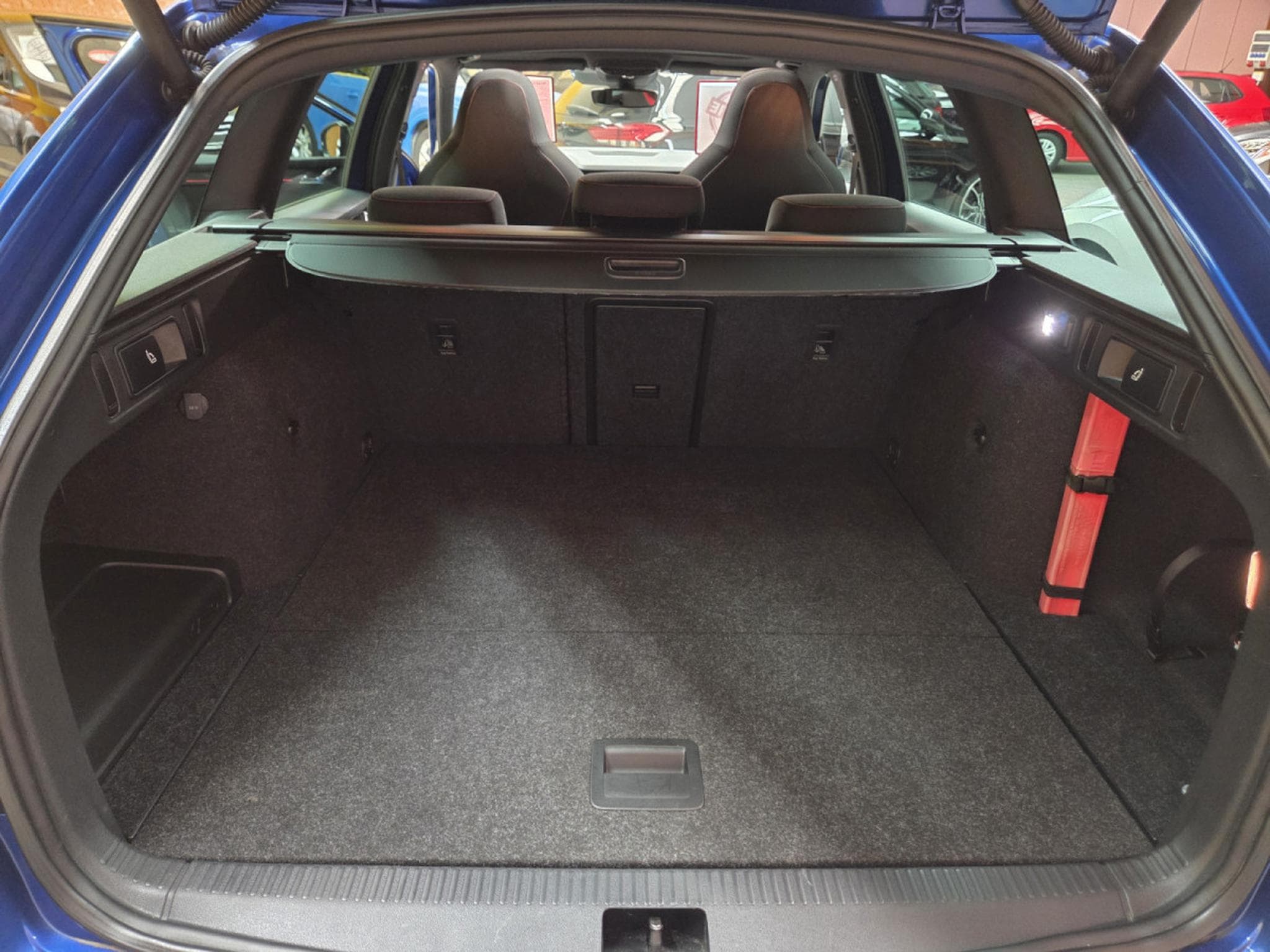 Skoda Octavia RS DSG 245CV (2019) - Photo 25