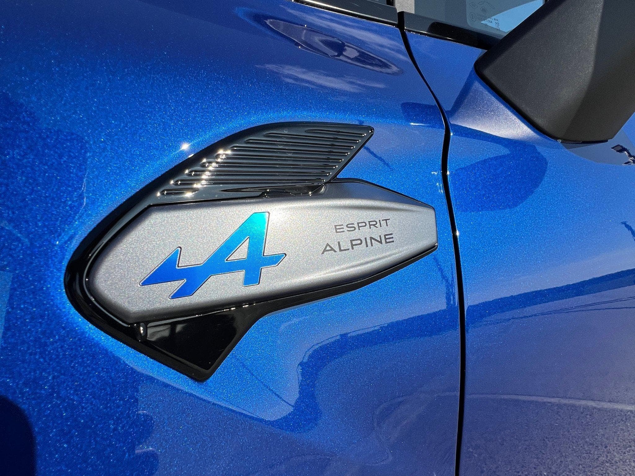 Renault Captur esprit Alpine Full Hybrid E-Tech 160 ch (2026) - Photo 15