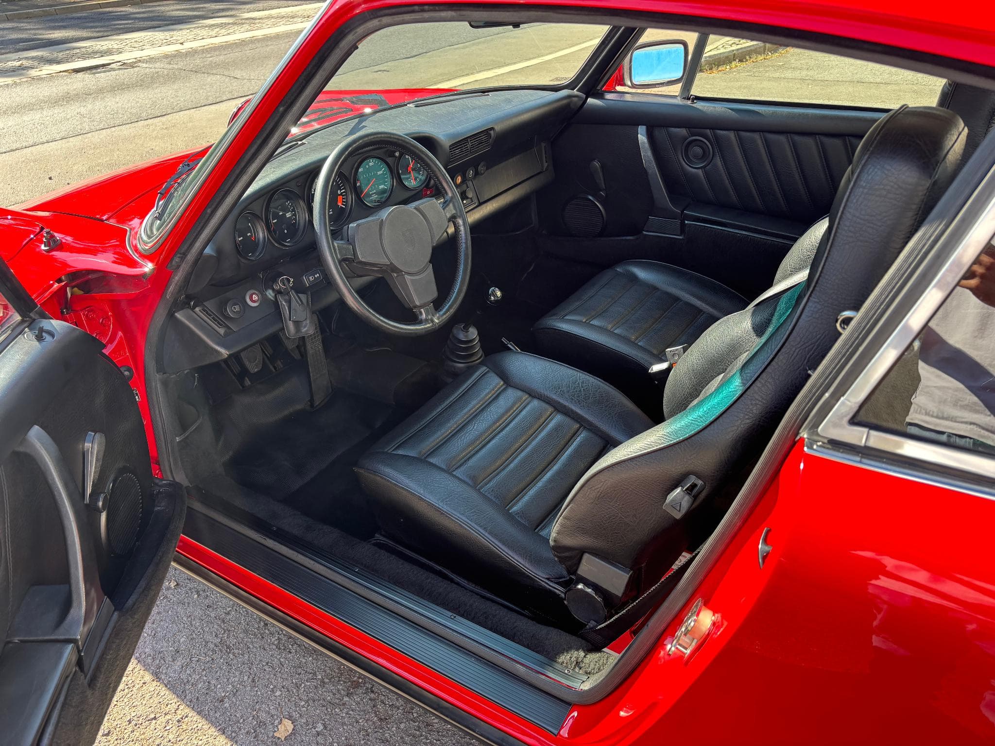 Porsche 911 3.0 SC COUPE (1978) - Photo 4