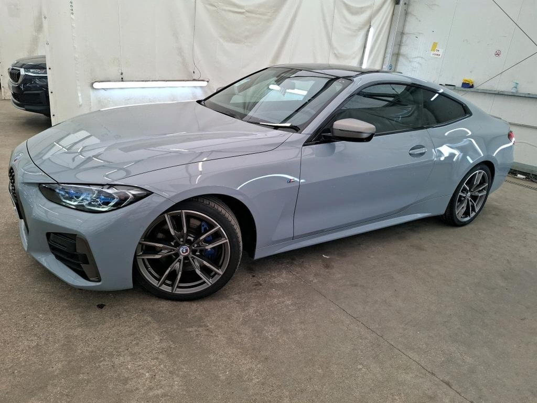 BMW M4 M440d (2023) - Photo 3