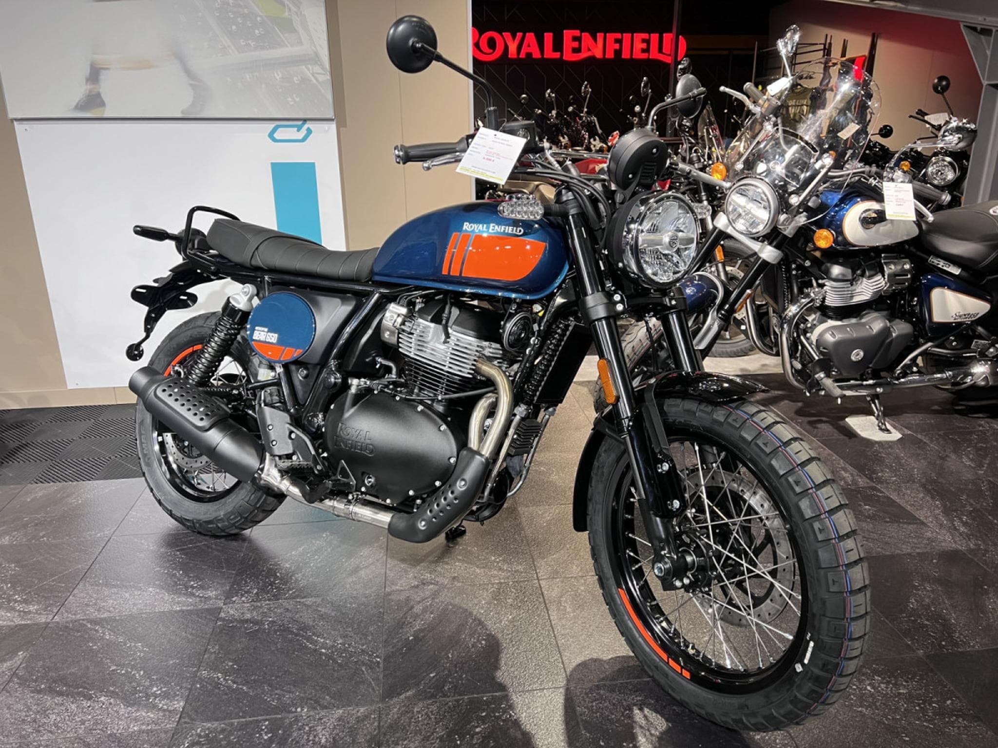 Royal Enfield Bear 650 Petrol Green (2025) - Foto 7