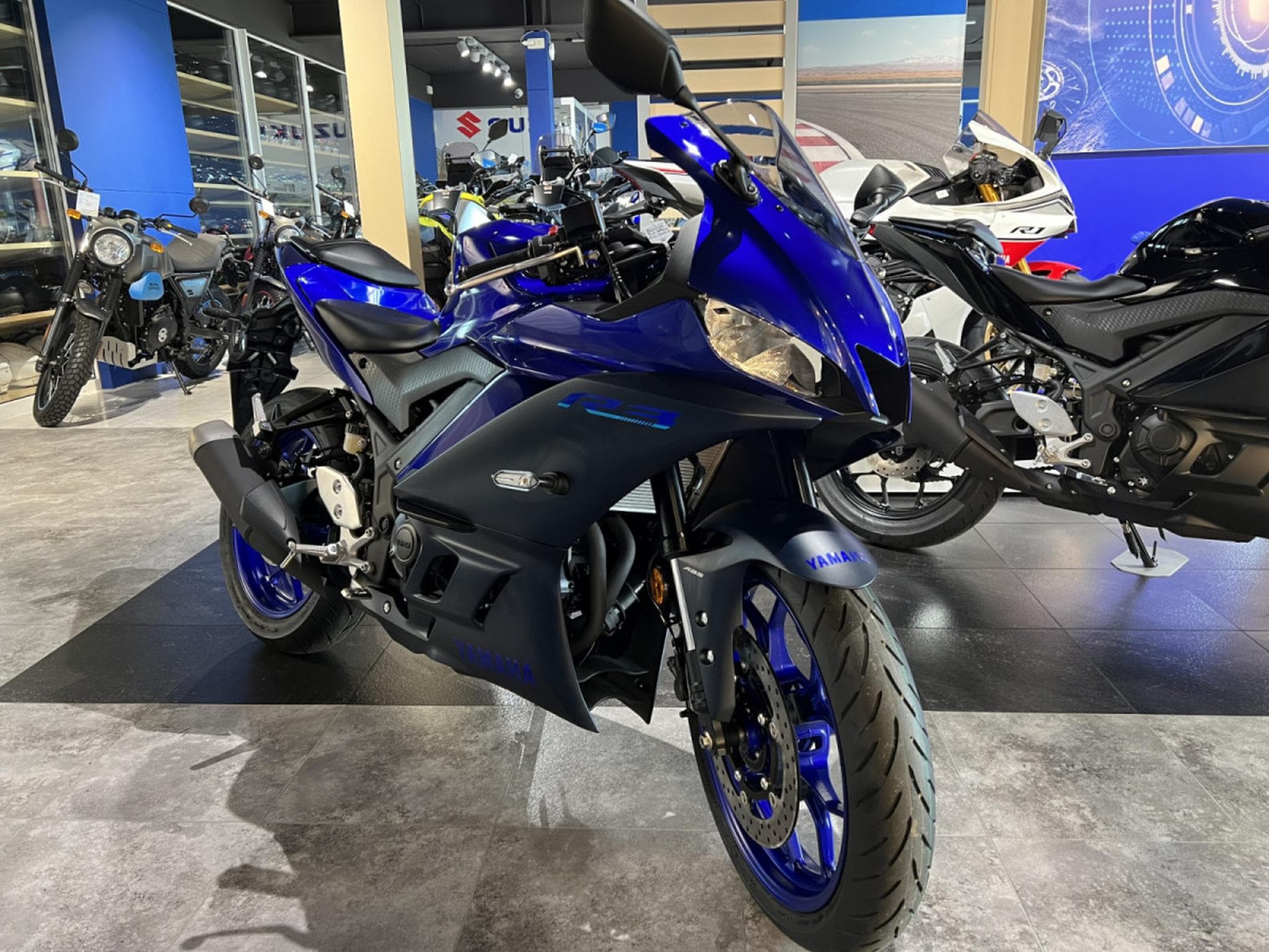 Yamaha YZF-R3 (2026) - Foto 6