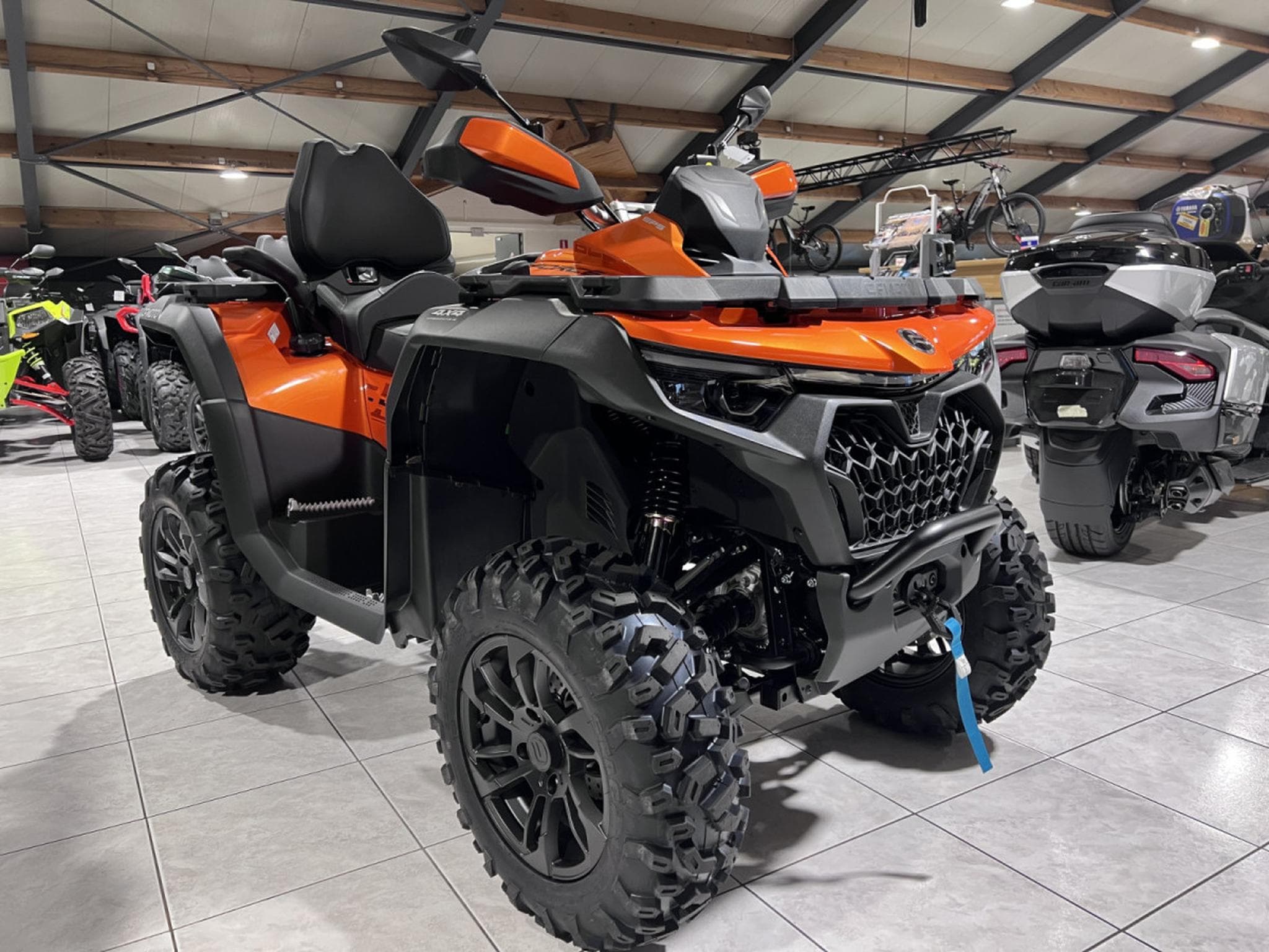 CF Moto CForce 850 T3 no ABS 60 km/h (2026) - Foto 8