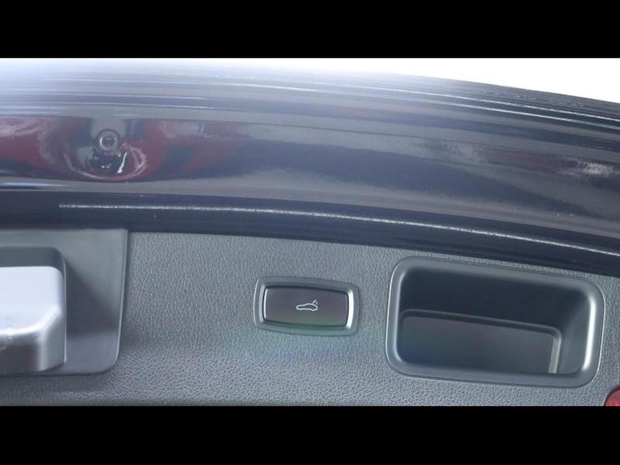 Porsche Macan 2.0 PDK 245ch (2021) - Foto 35