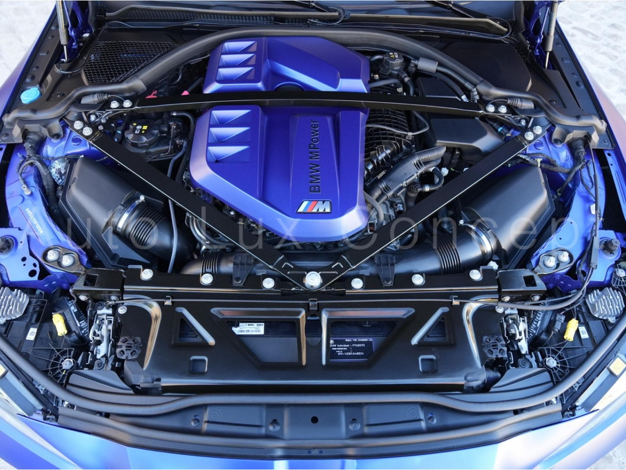 BMW M3 Competition M xDrive (2023) - Foto 25