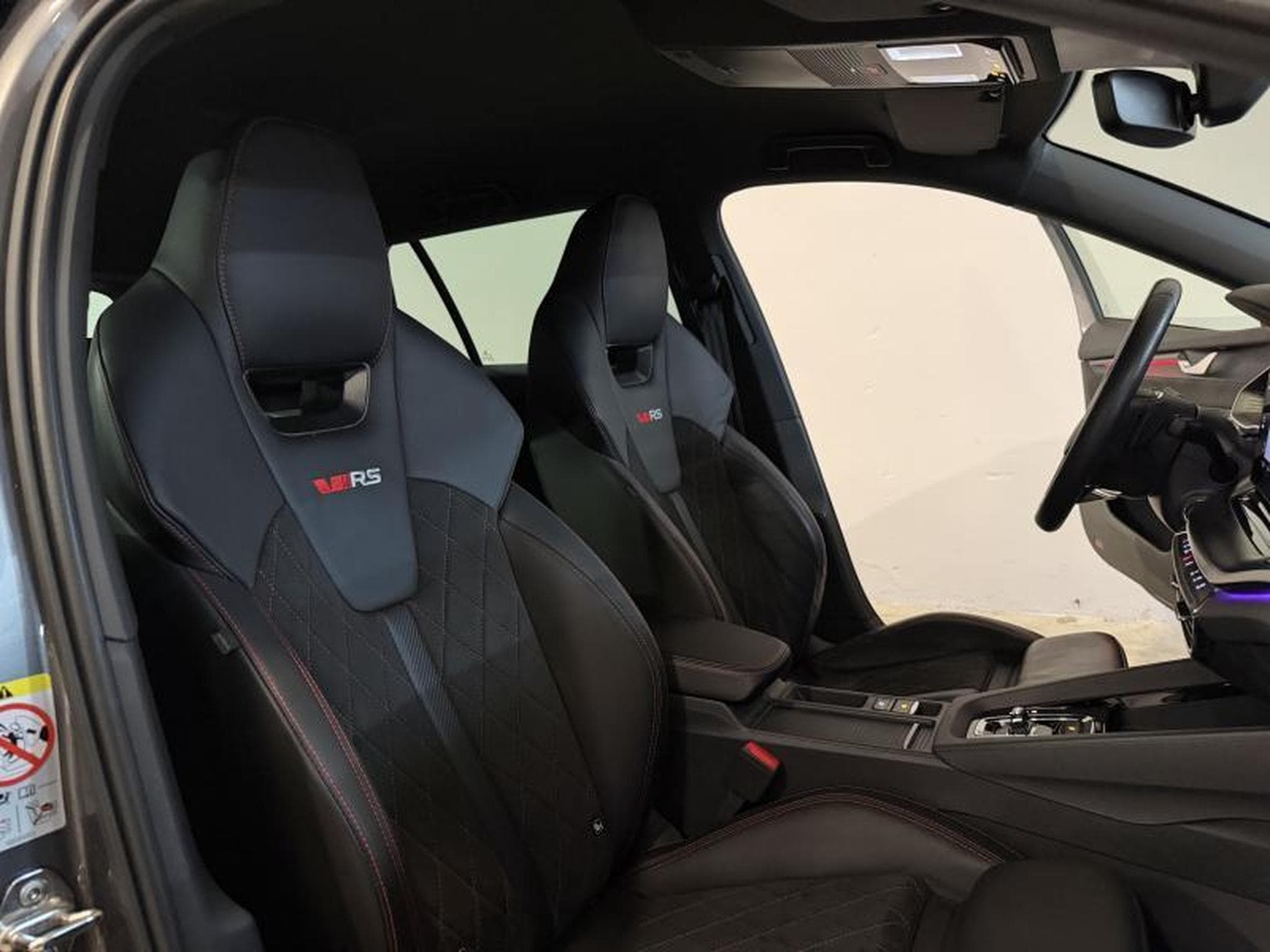 Skoda Octavia RS 2.0 TSI 245 DSG7 KOMBI (2023) - Photo 23