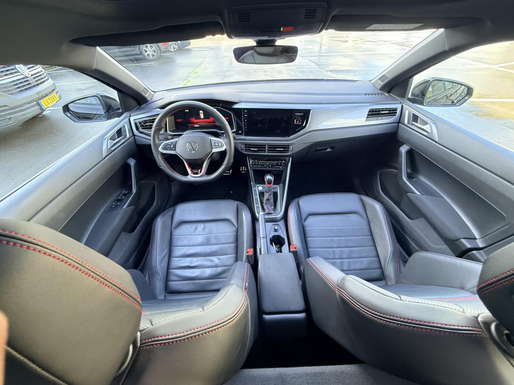 VW Polo 2.0 TSI 207cv Boîte à double embrayage 7 vitesses (2025) - Photo 6