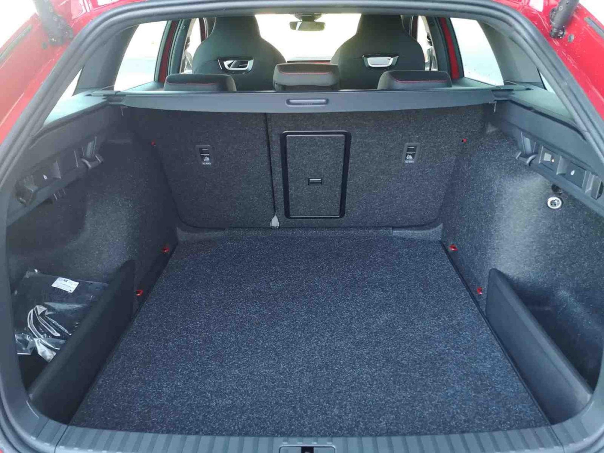 Skoda Octavia 2.0 TSi DSG 265 RS (2025) - Photo 10