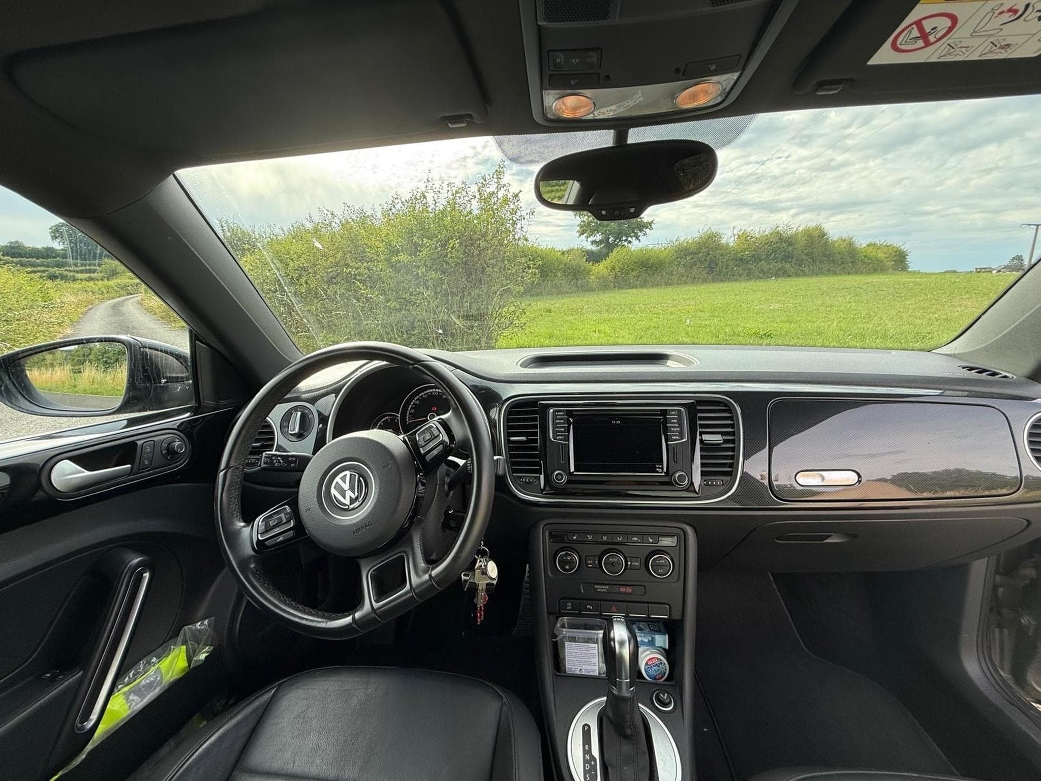 VW Beetle 2.0 TDI BMT Sport DSG (2015) - Photo 3
