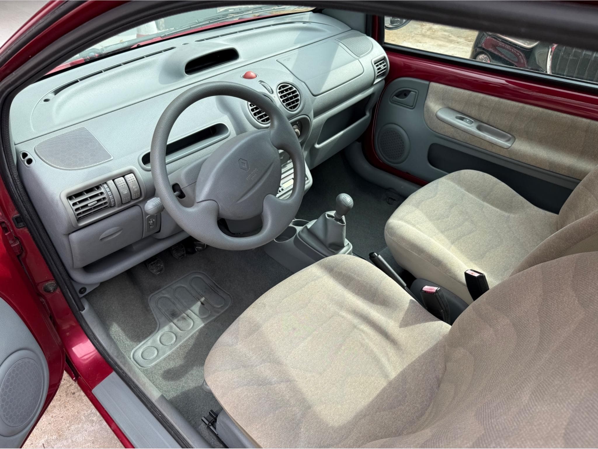 Renault Twingo Oasis (2003) - Photo 3