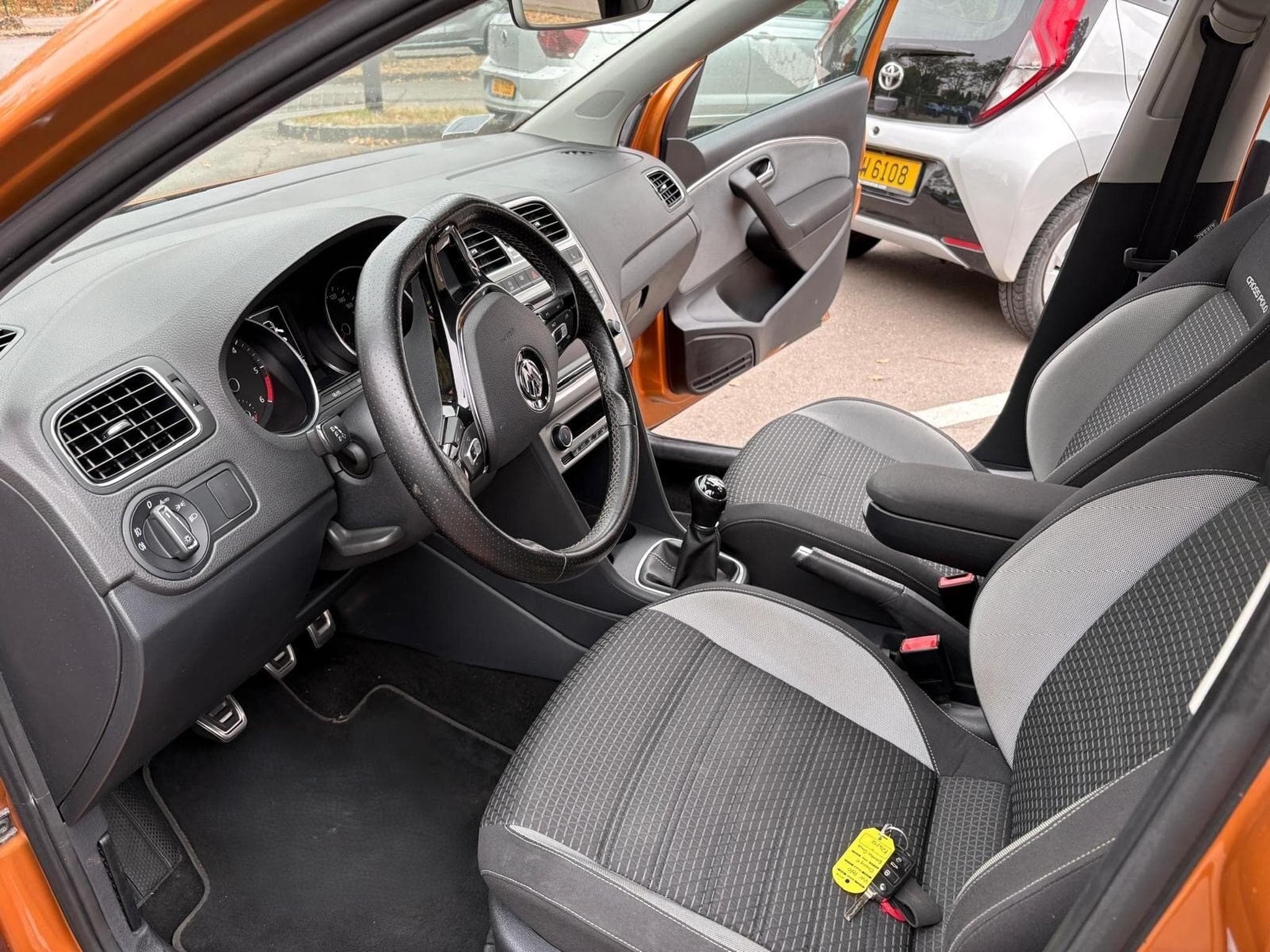 VW Polo Polo Cross 1.4 CR TDi BMT (2015) - Photo 3