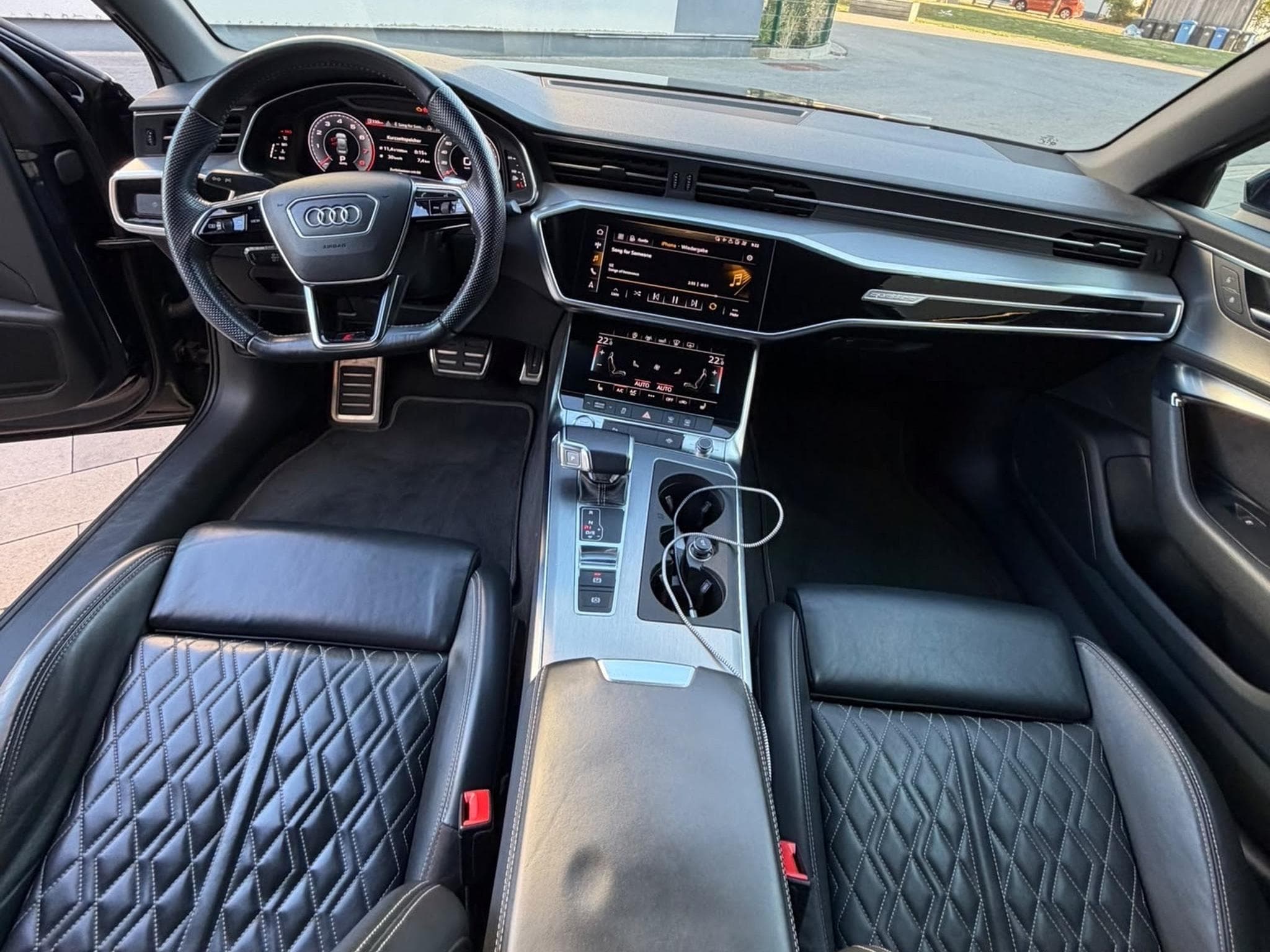 Audi A6 S-Line (2019) - Photo 6