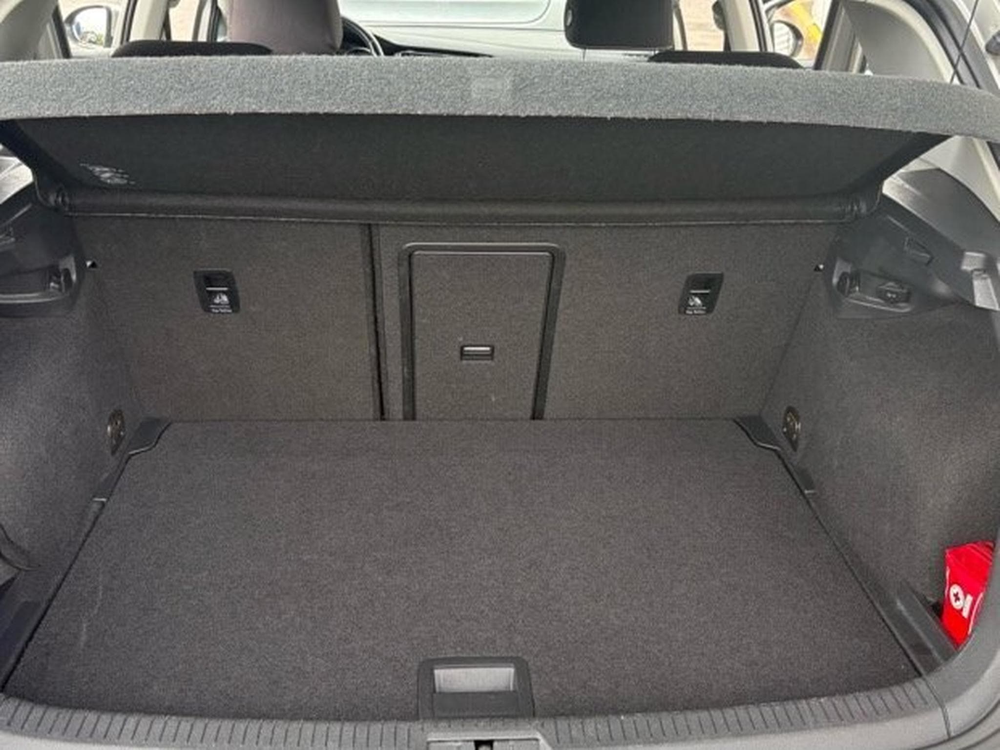 VW Golf VII TRENDLINE (2014) - Photo 3