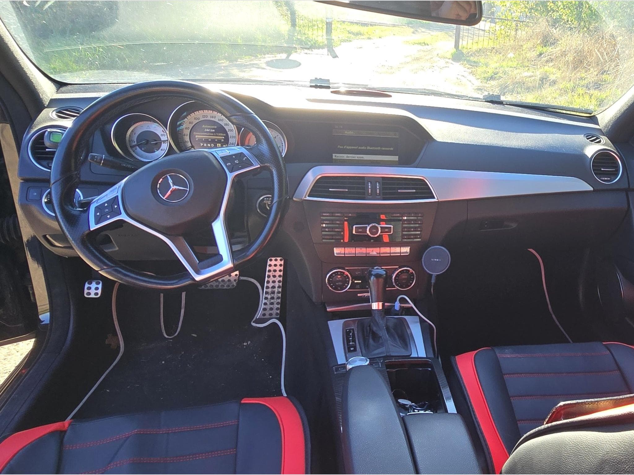 Mercedes C 250 Elegance / AMG Pack (2011) - Photo 3
