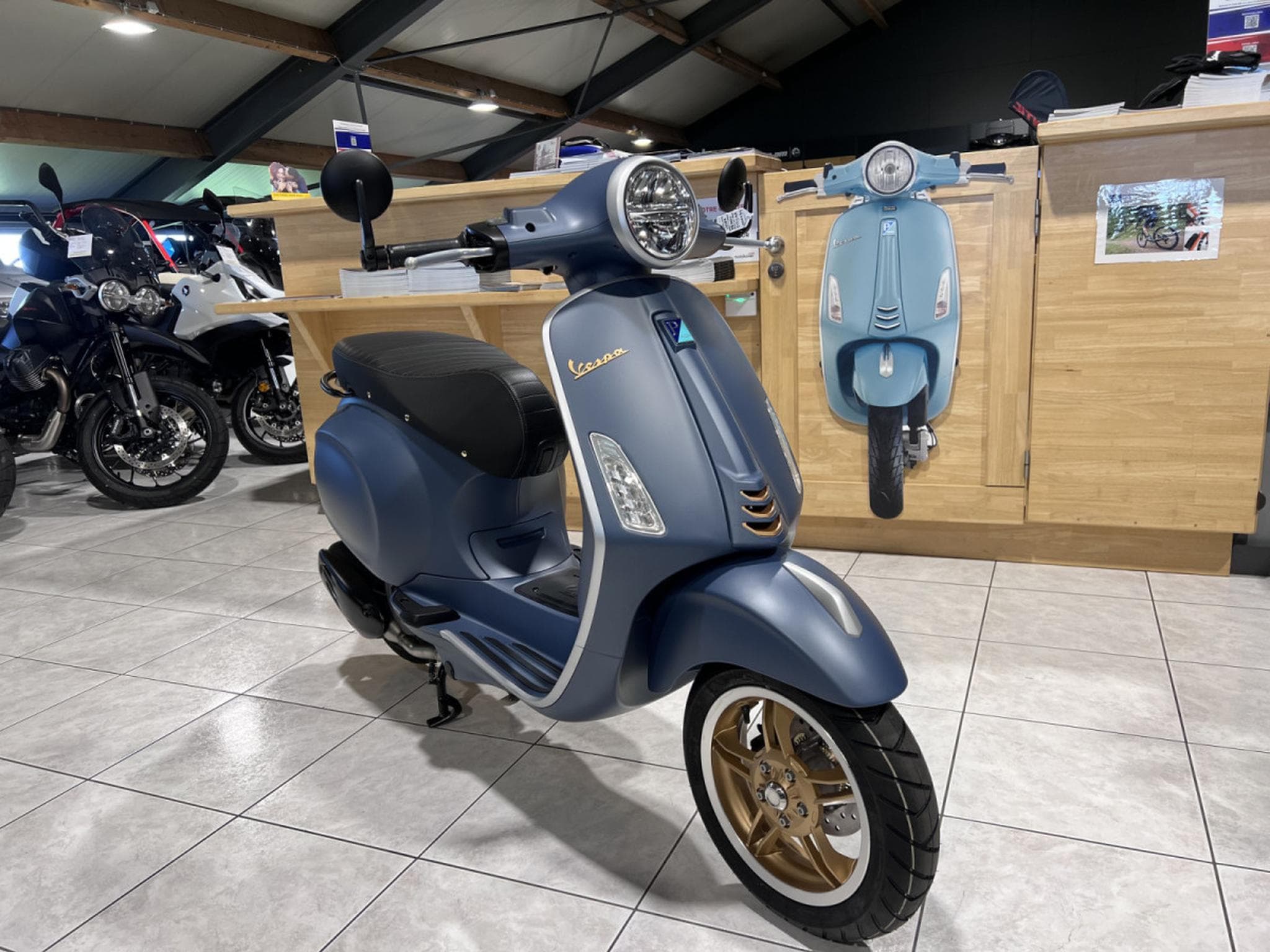 Vespa Primavera Officina 8 (2026) - Photo 8